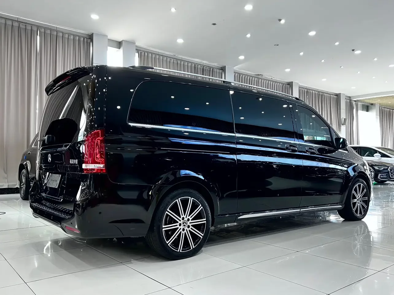 Mercedes-Benz V Class