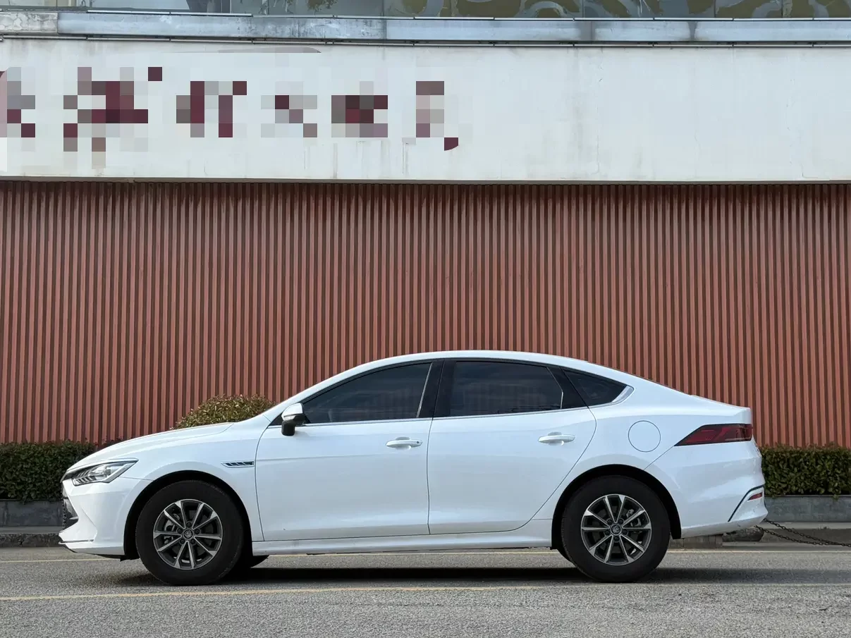 BYD Qin PLUS DM