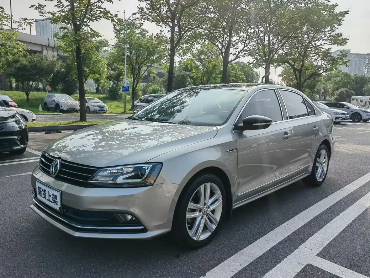 Volkswagen Sagitar
