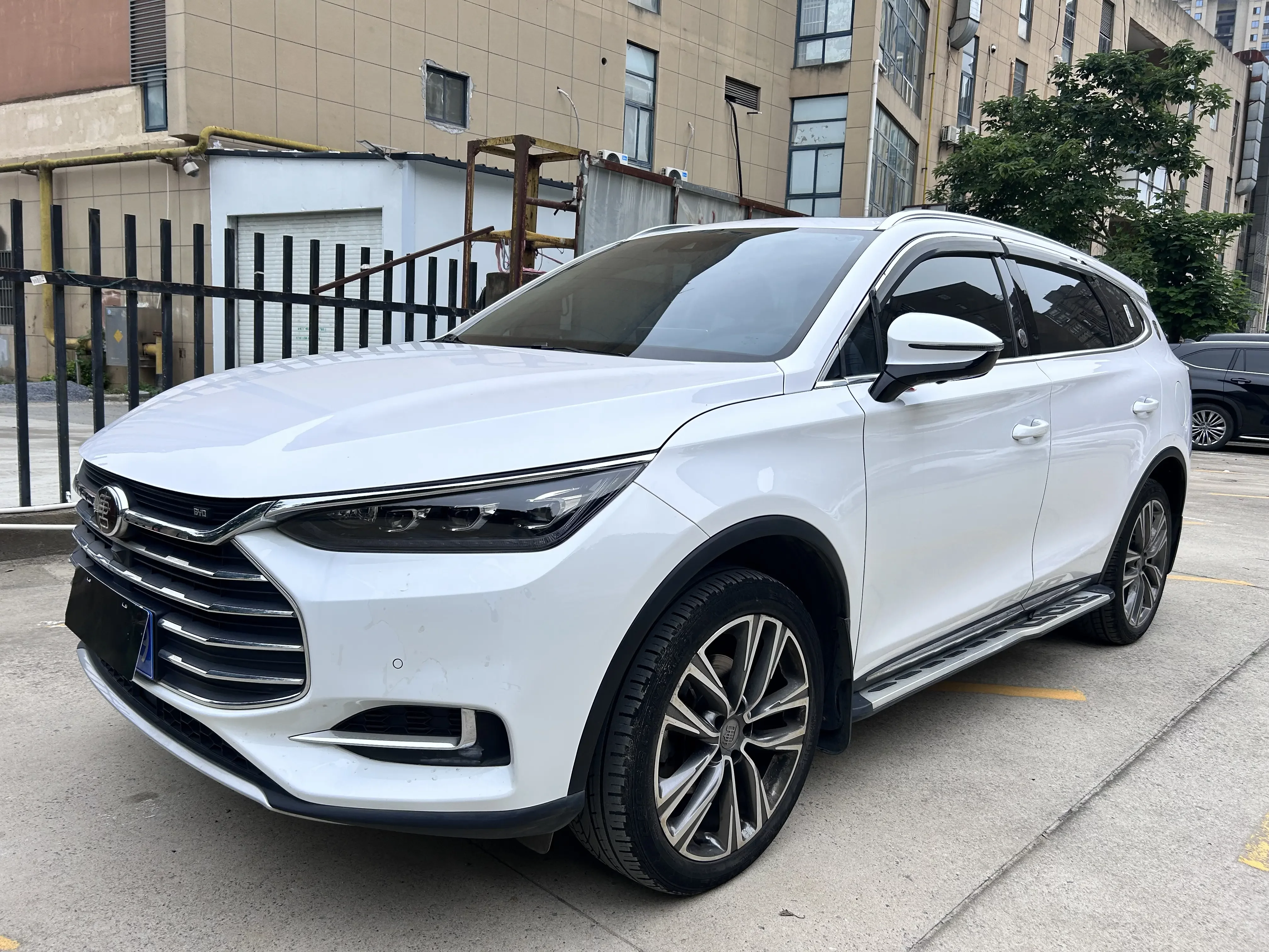 BYD Tang