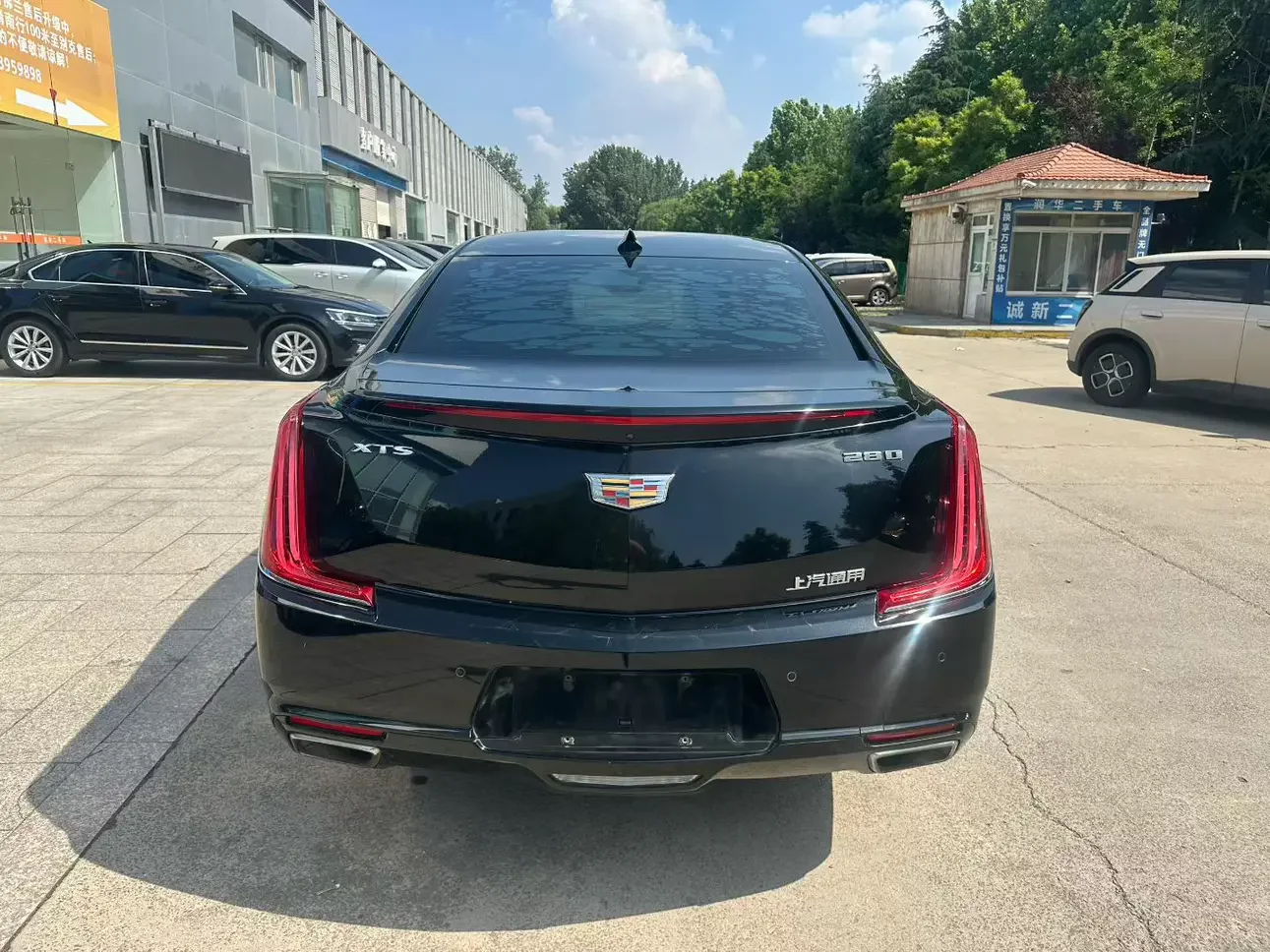 Cadillac XTS