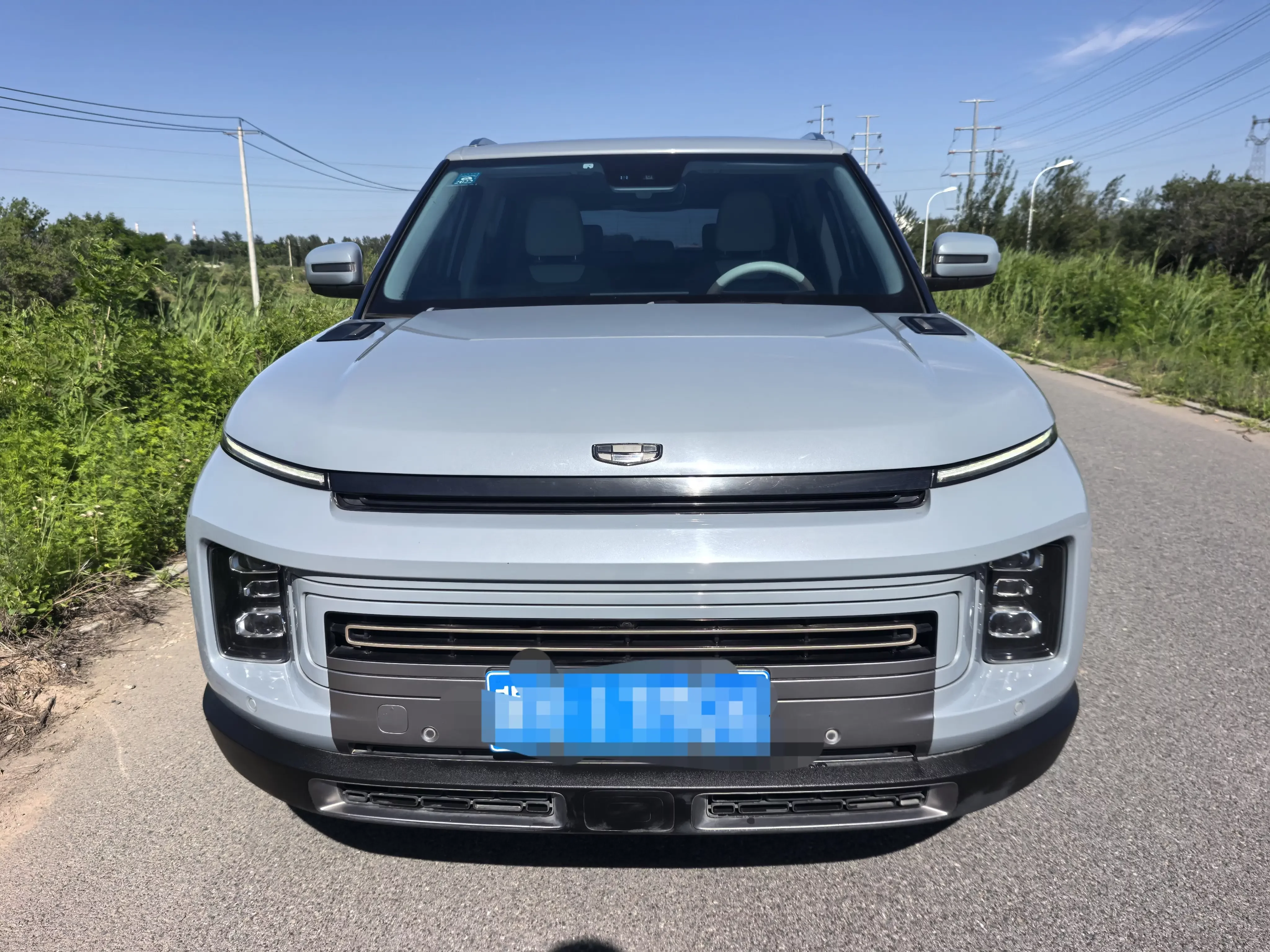 Geely ICON