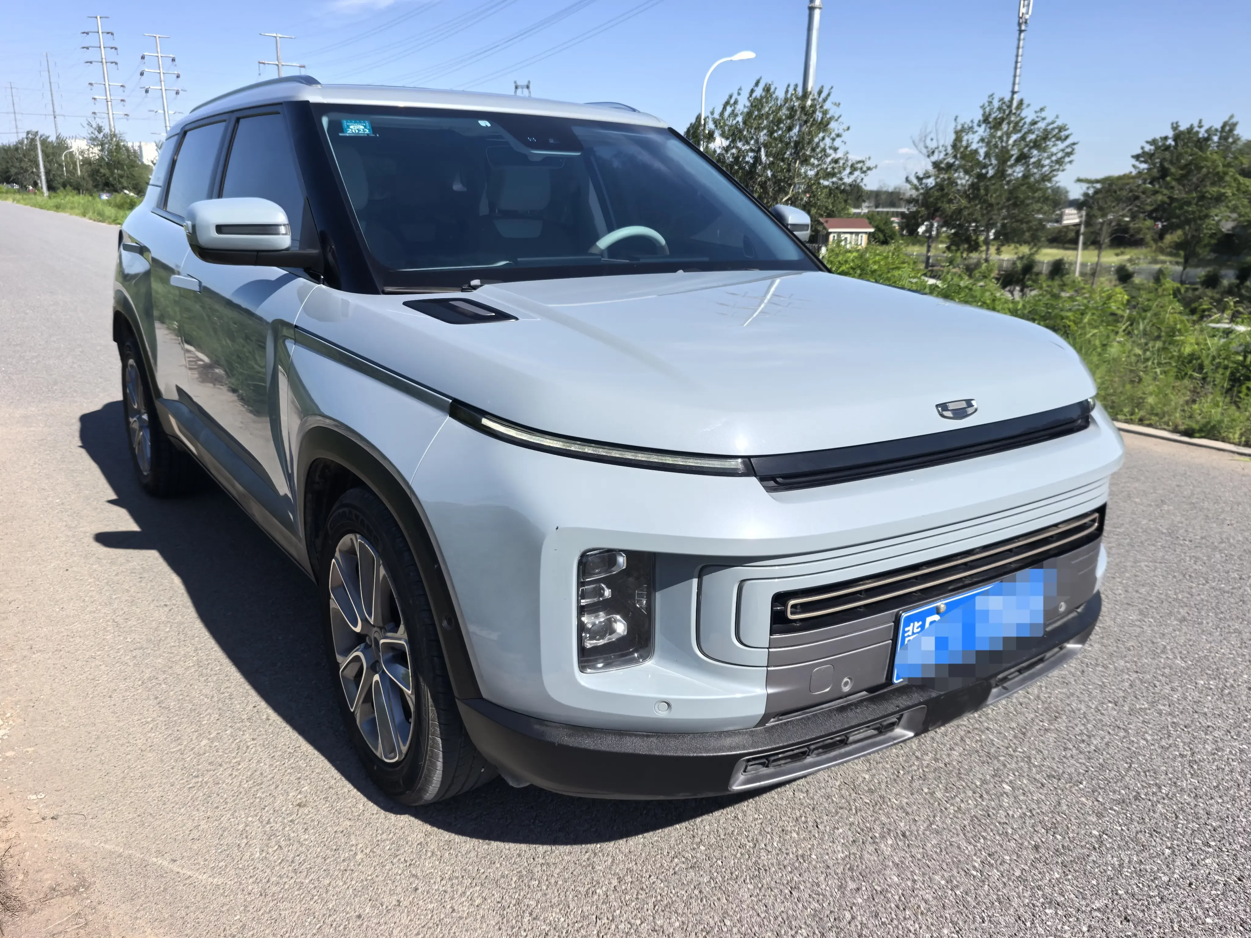 Geely ICON