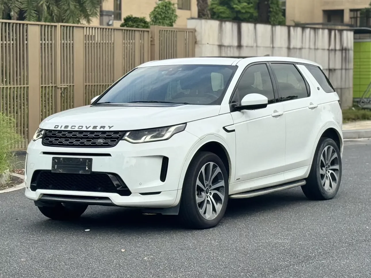 Land Rover Discover Sports  из Китая