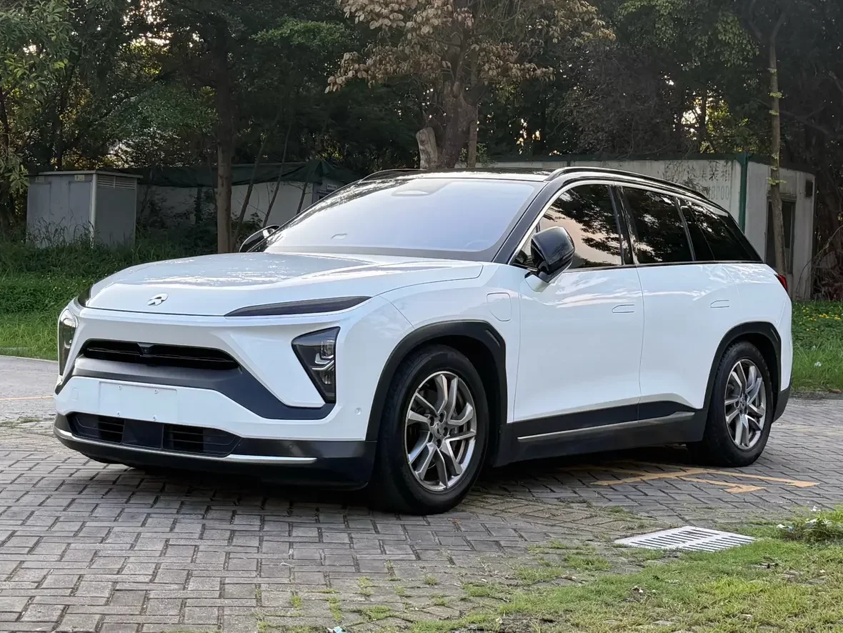 NIO ES6
