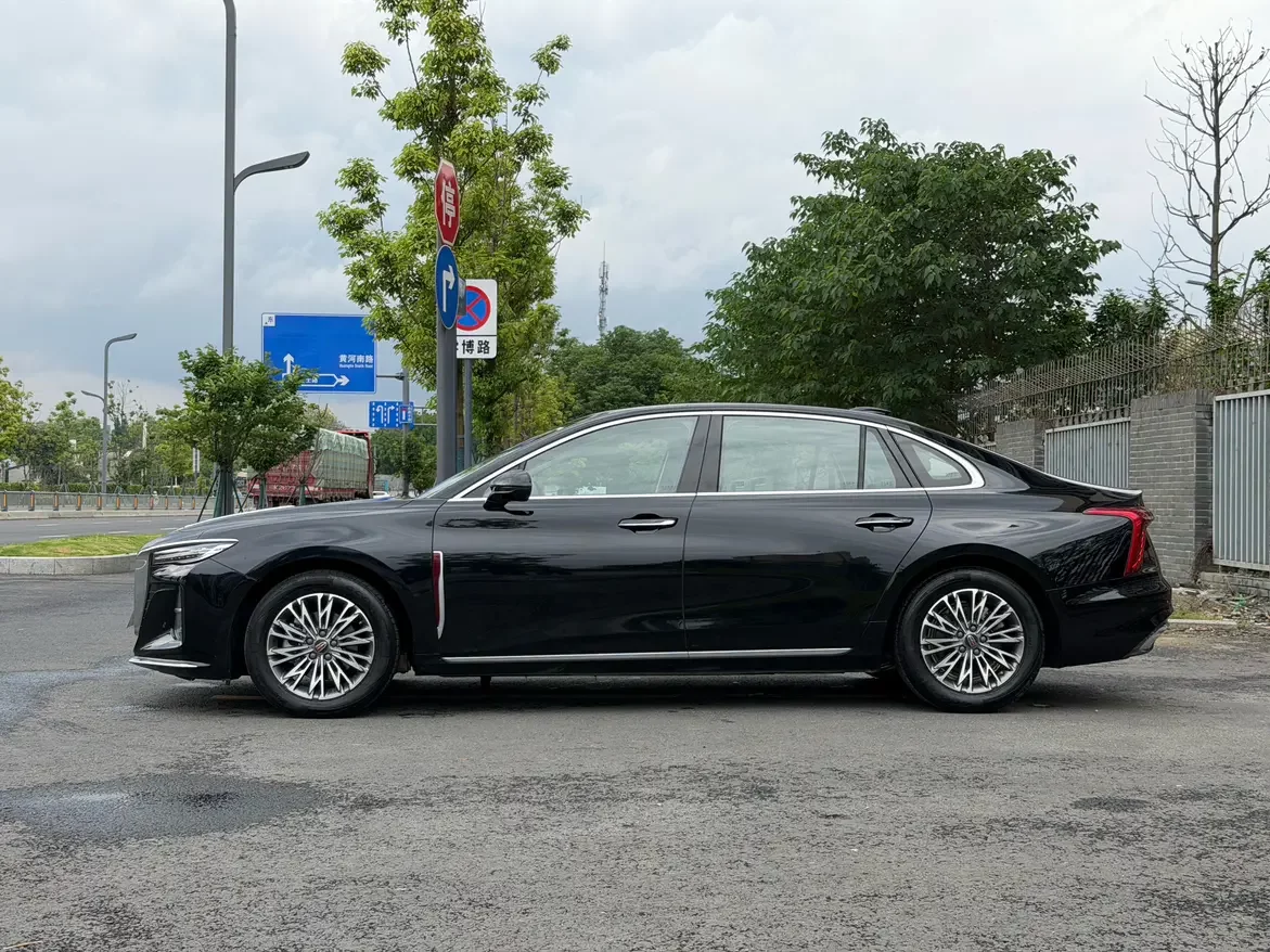 Hongqi H5