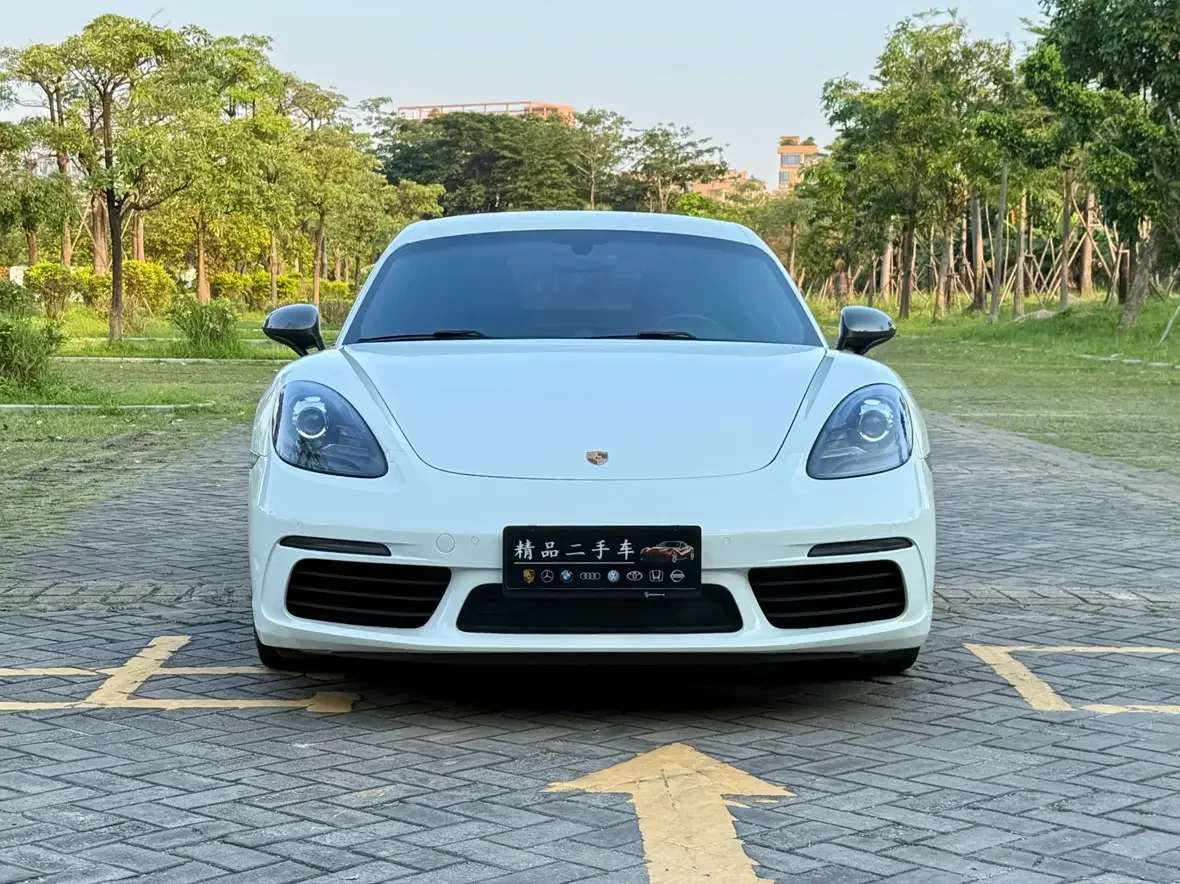 Porsche 718