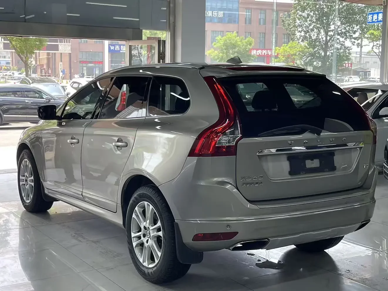 Volvo XC60
