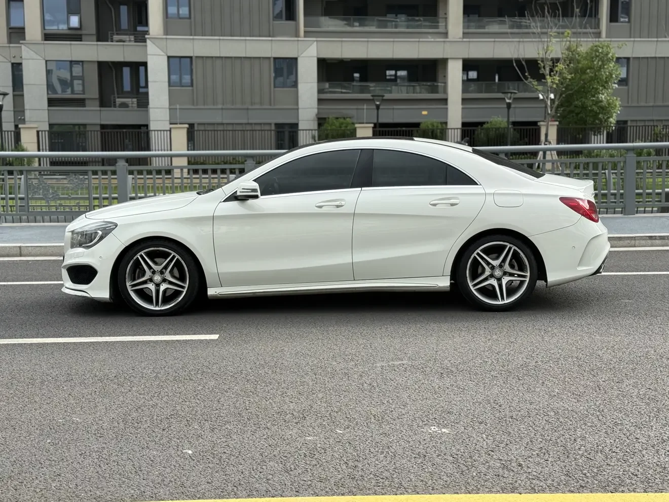 Mercedes-Benz CLA (Imported)