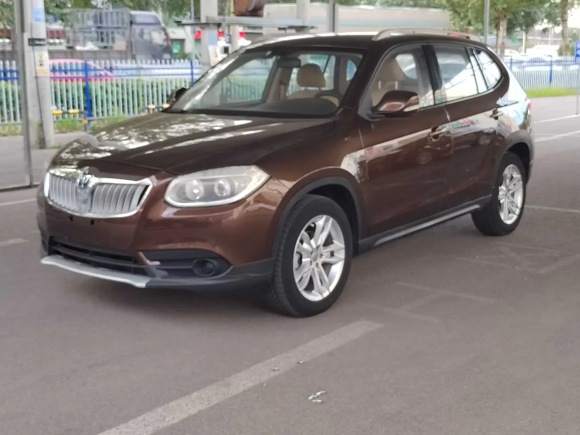 Brilliance Zhonghua V5