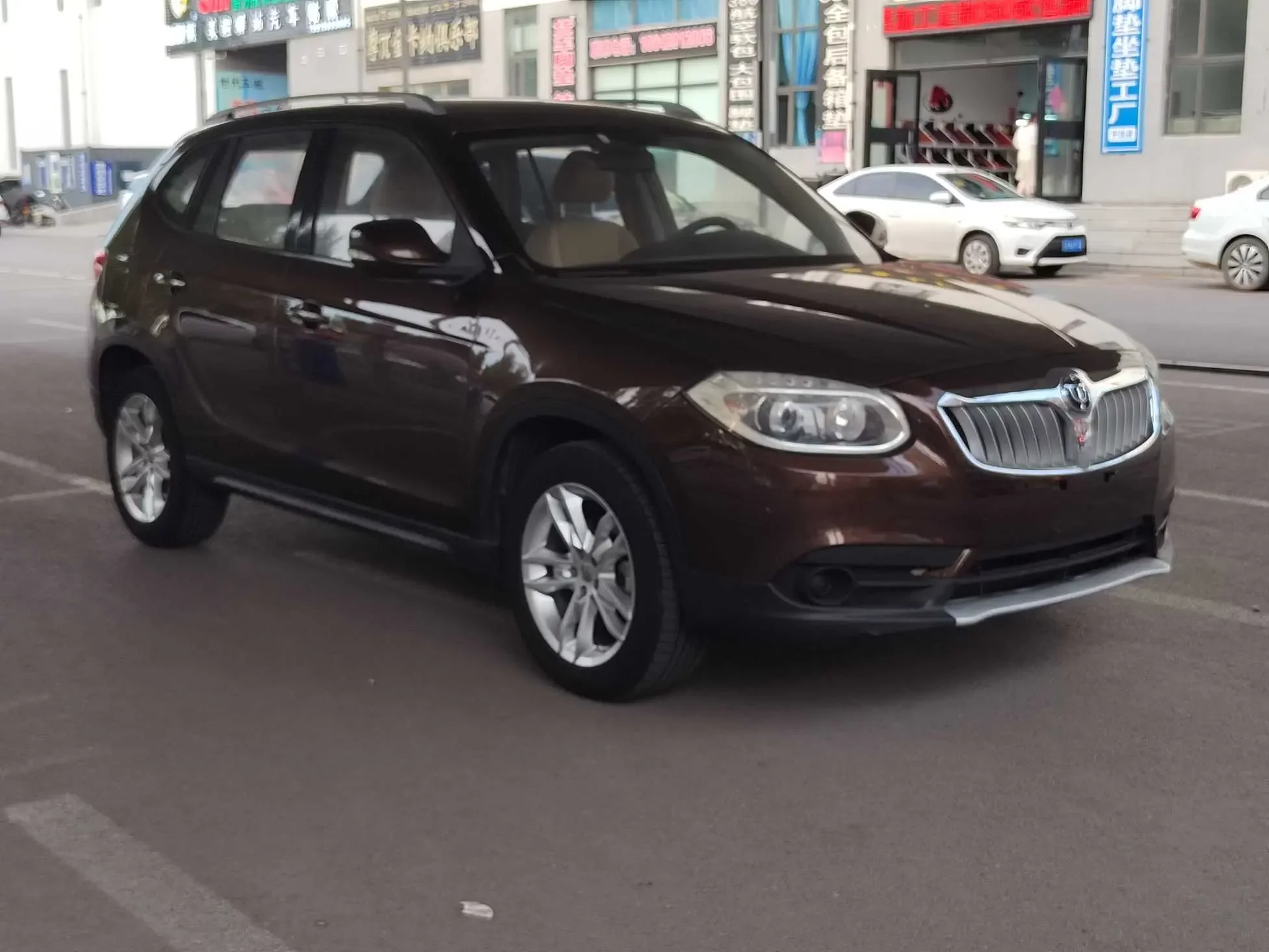 Brilliance Zhonghua V5