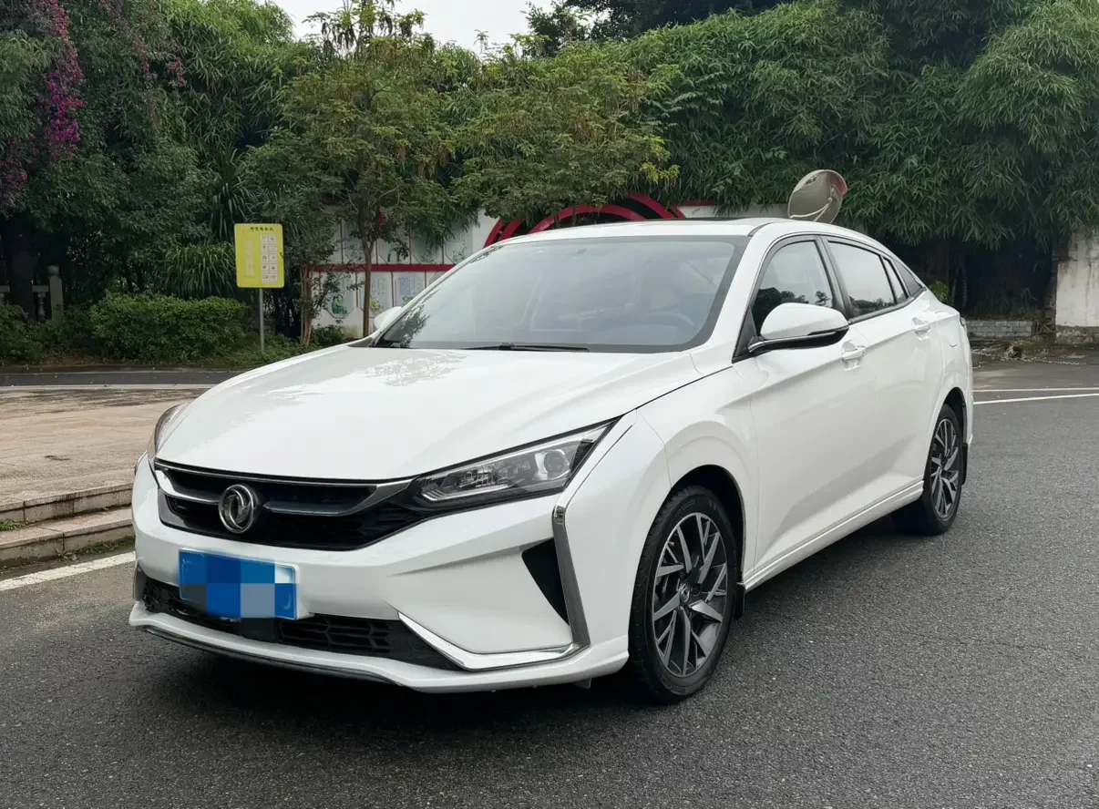 Dongfeng Yixuan