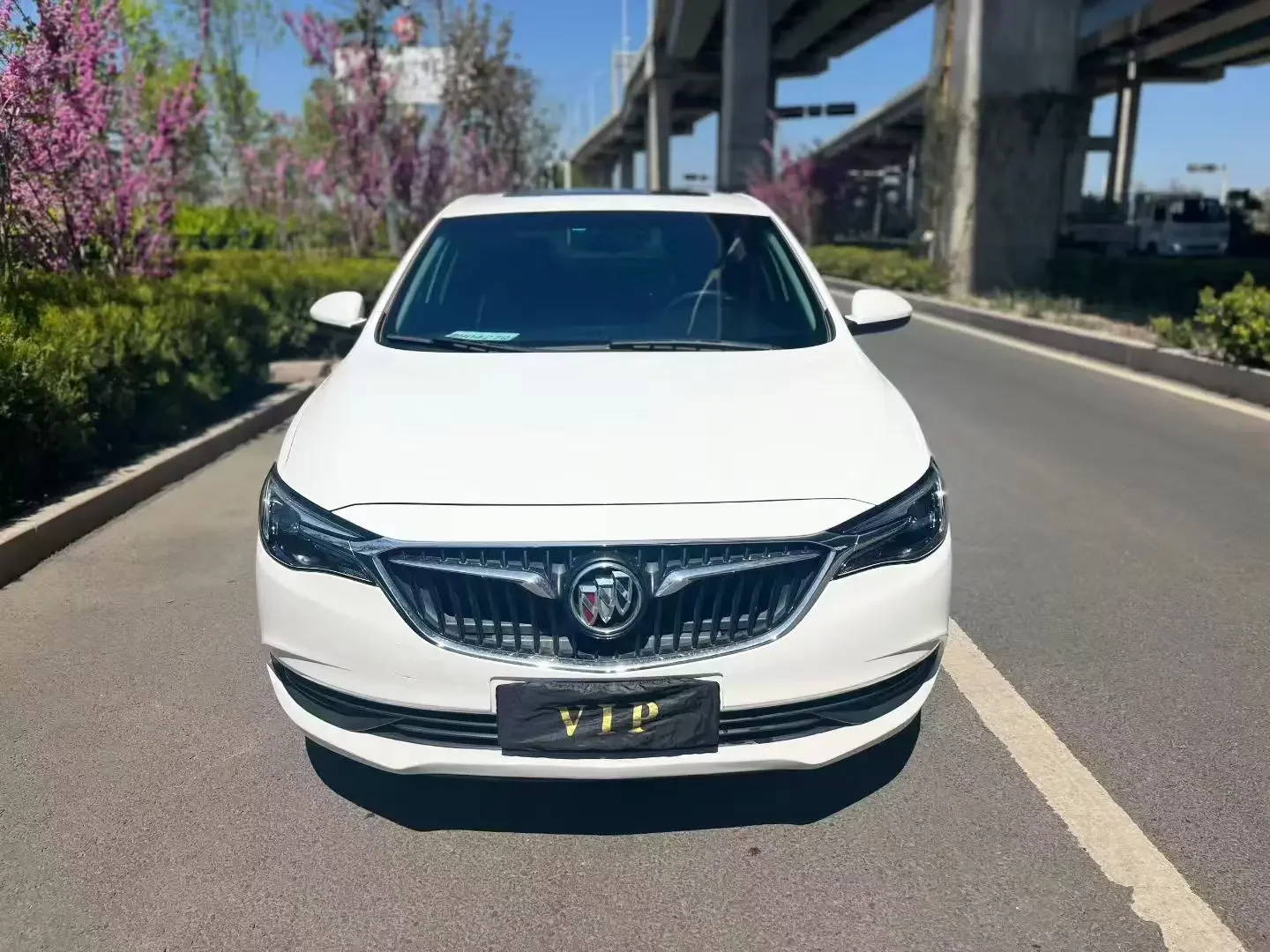Buick Yinglang