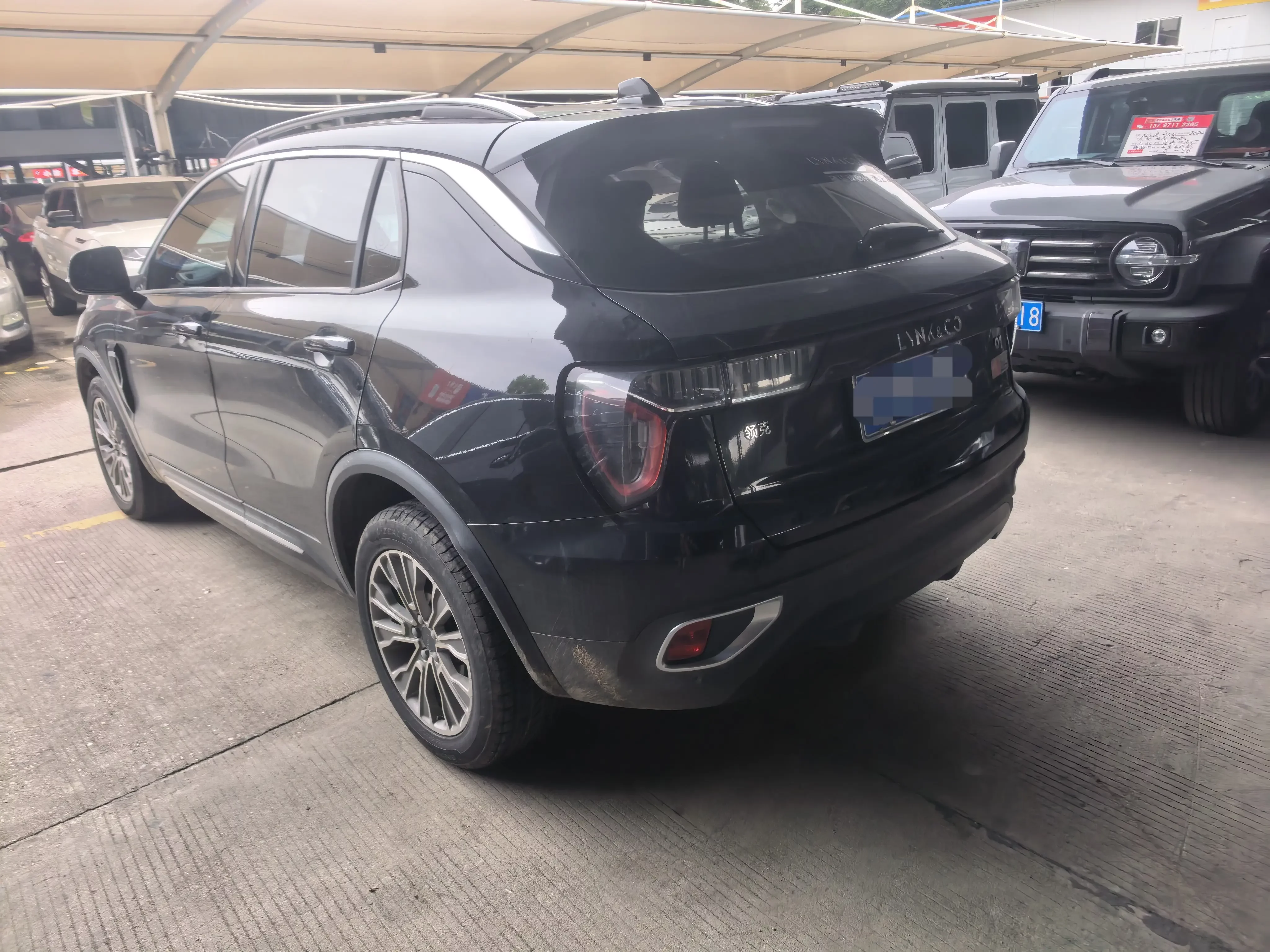 Lynk & Co 01