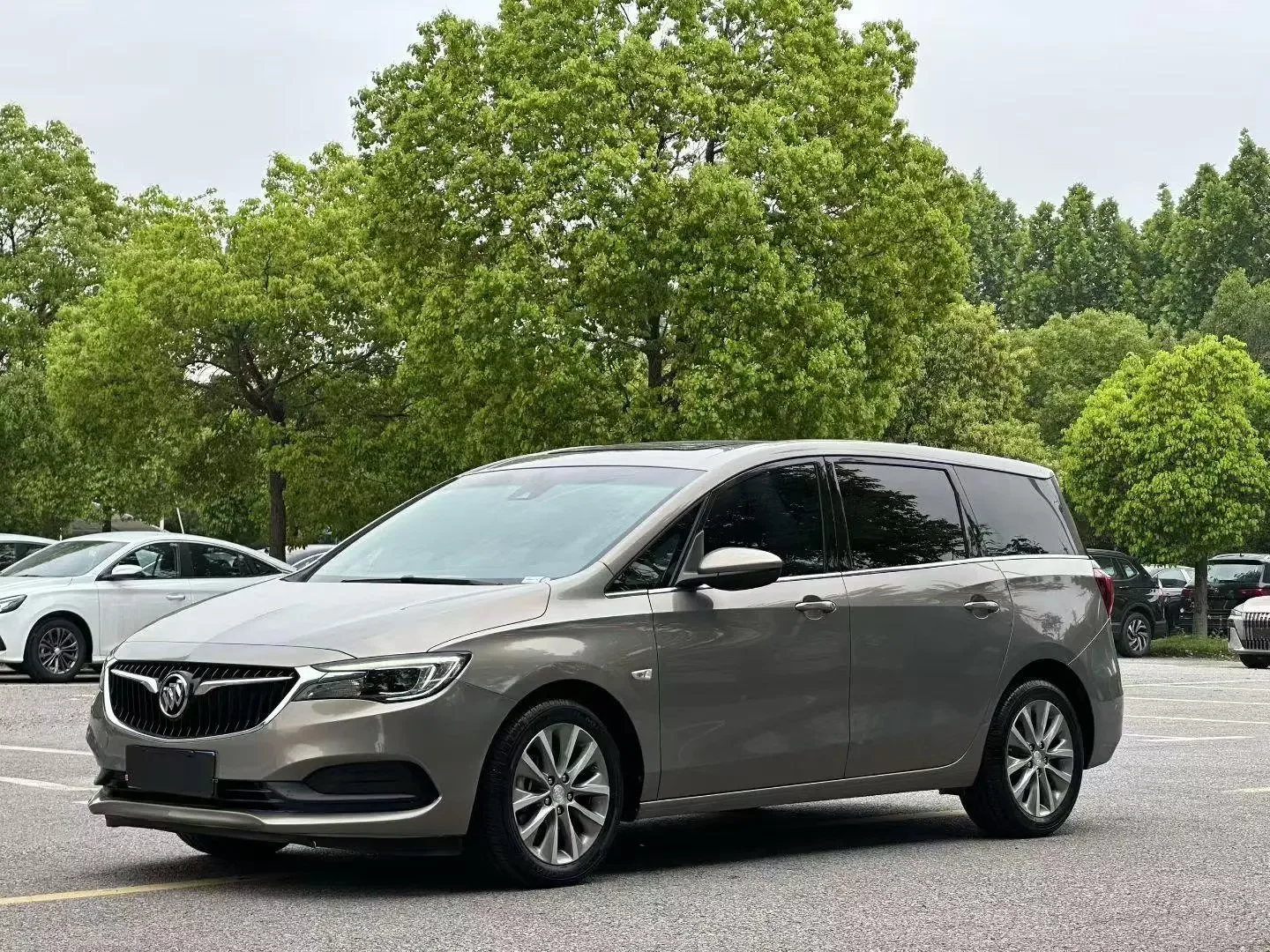 Buick GL6