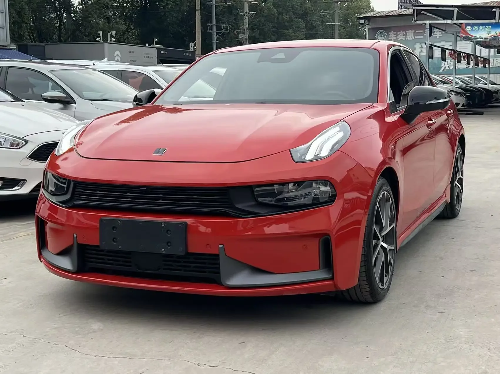 Lynk & Co 03