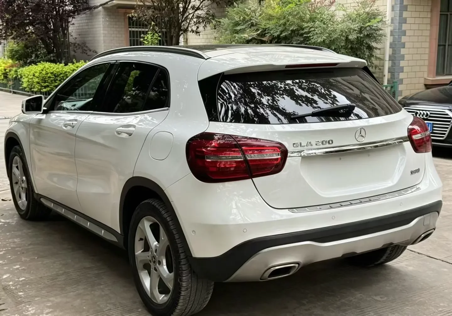 Mercedes-Benz GLA