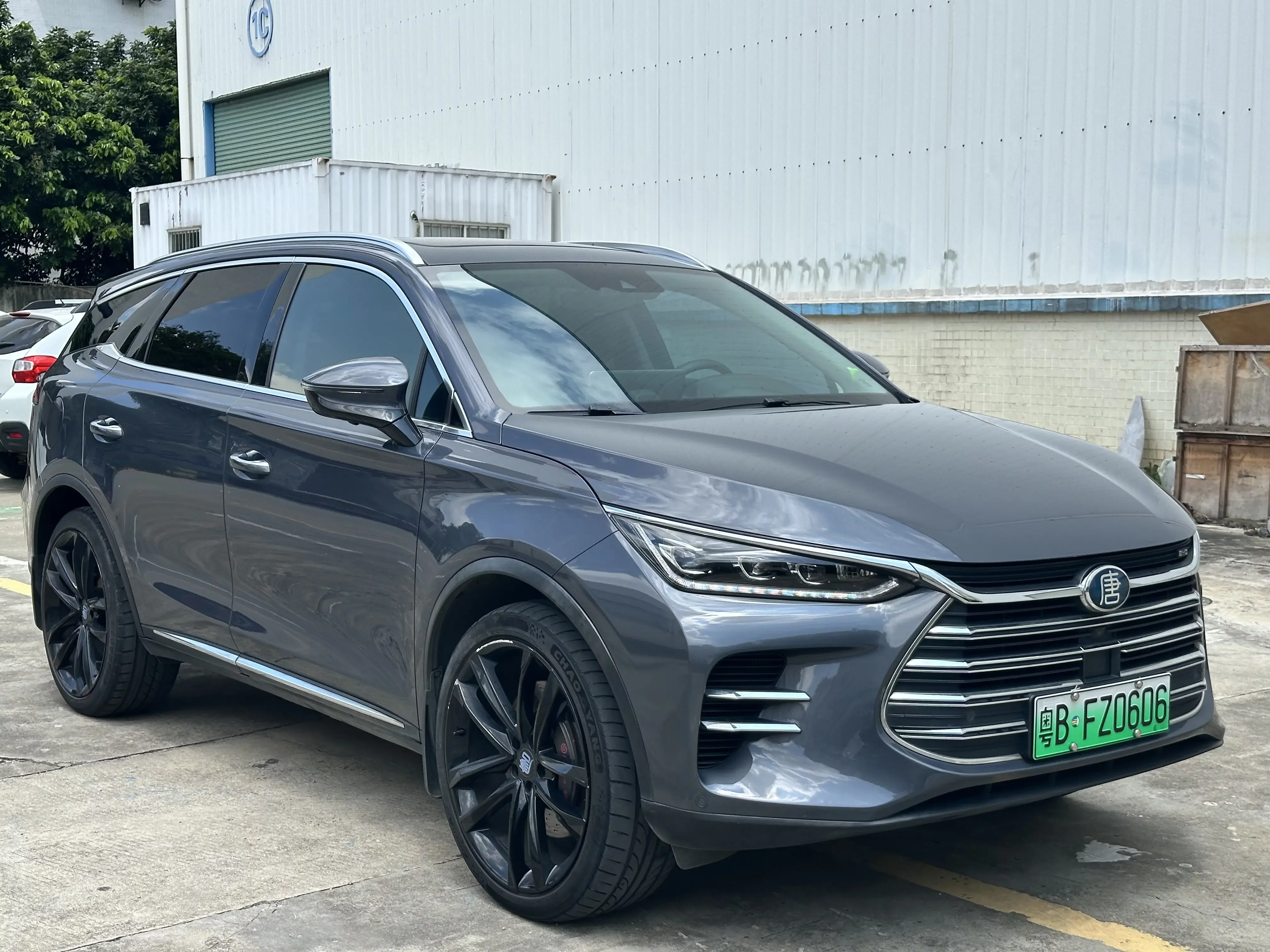 BYD Tang DM