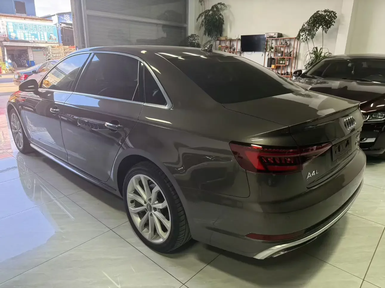 Audi A4L
