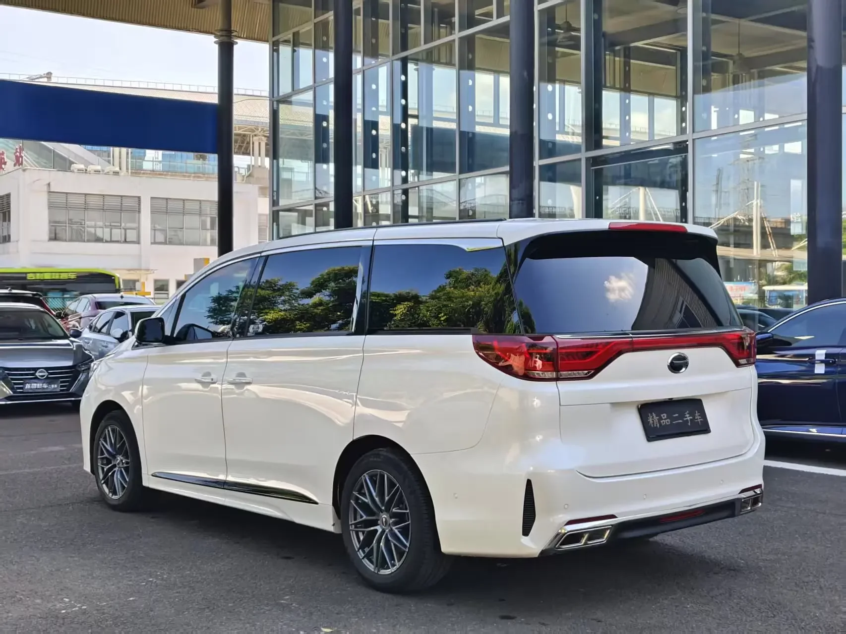 GAC Trumpchi M8