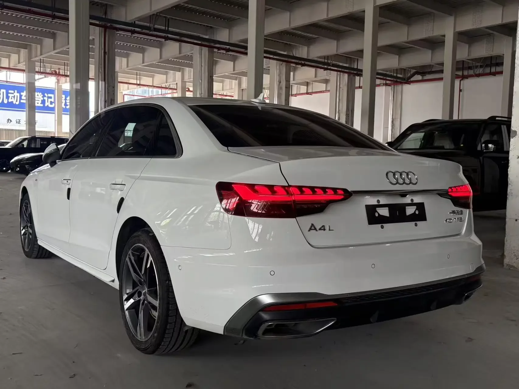 Audi A4L