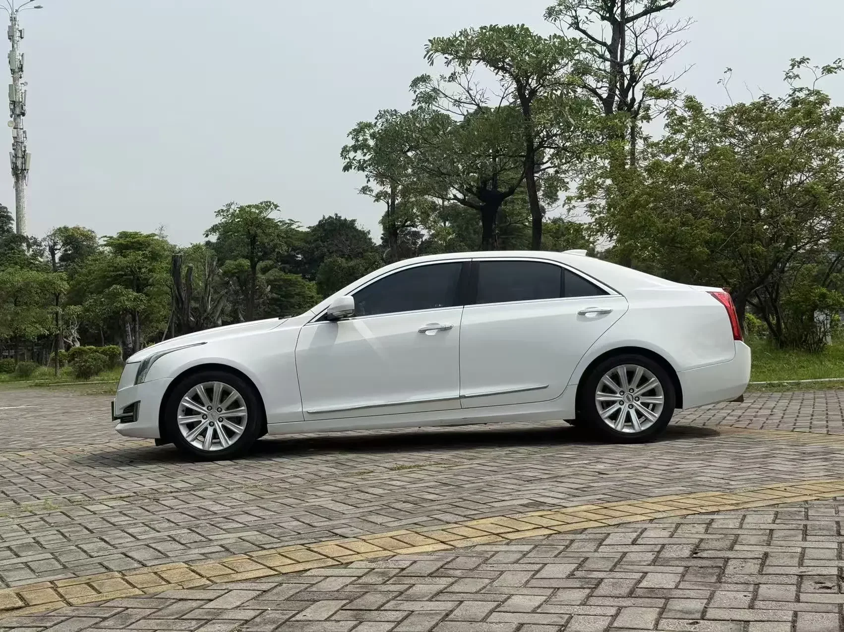 Cadillac ATS-L