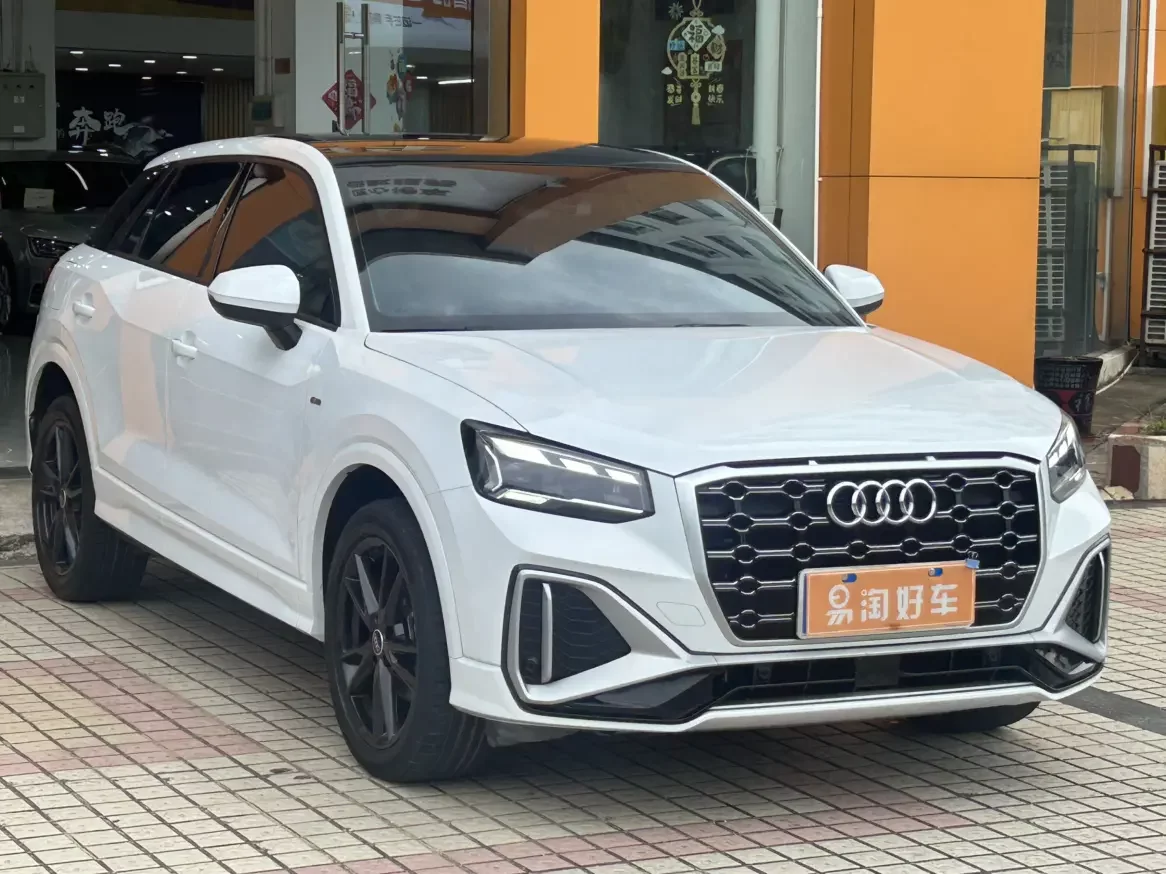 Audi Q2L