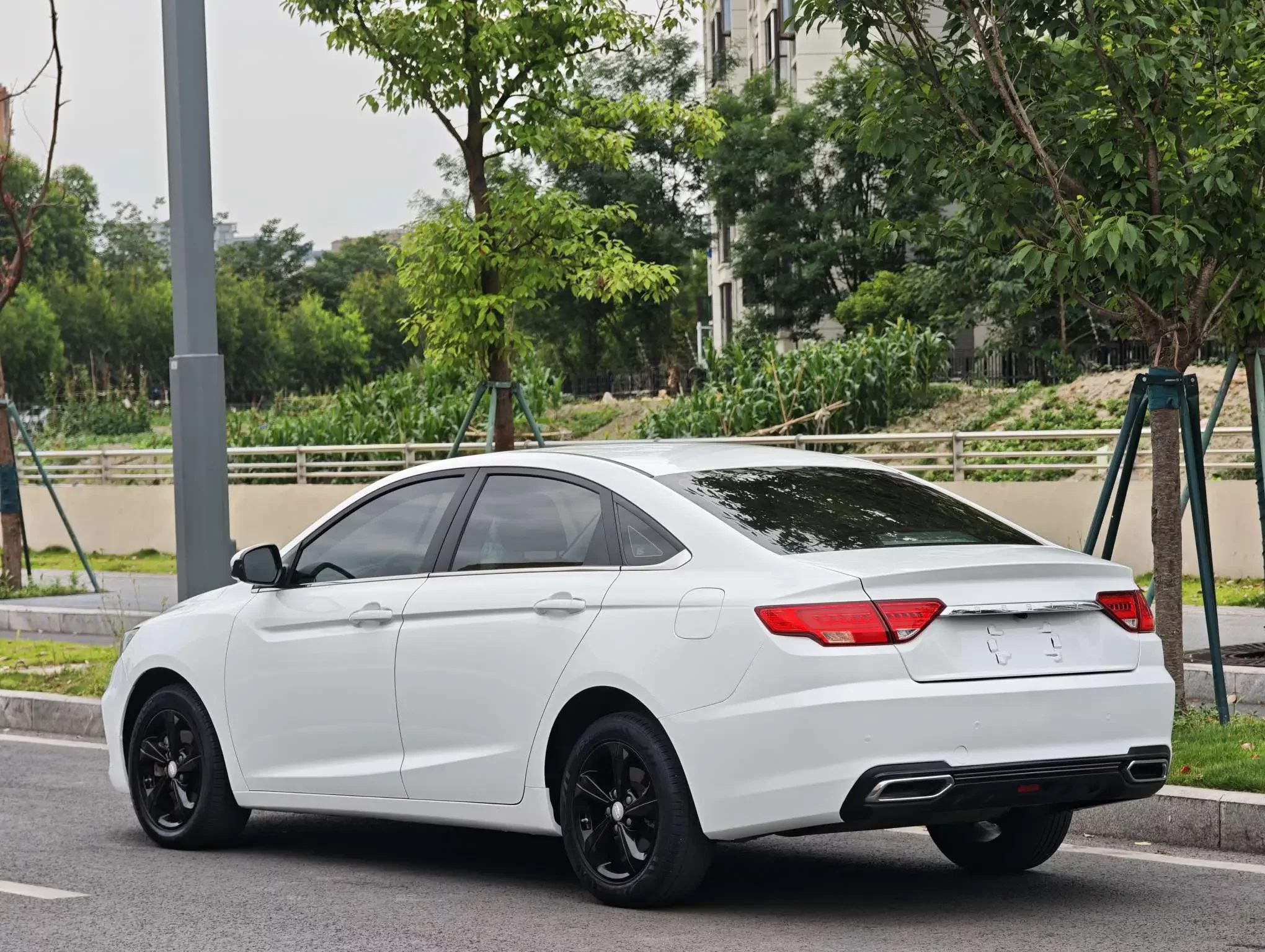 Geely Emgrand GL