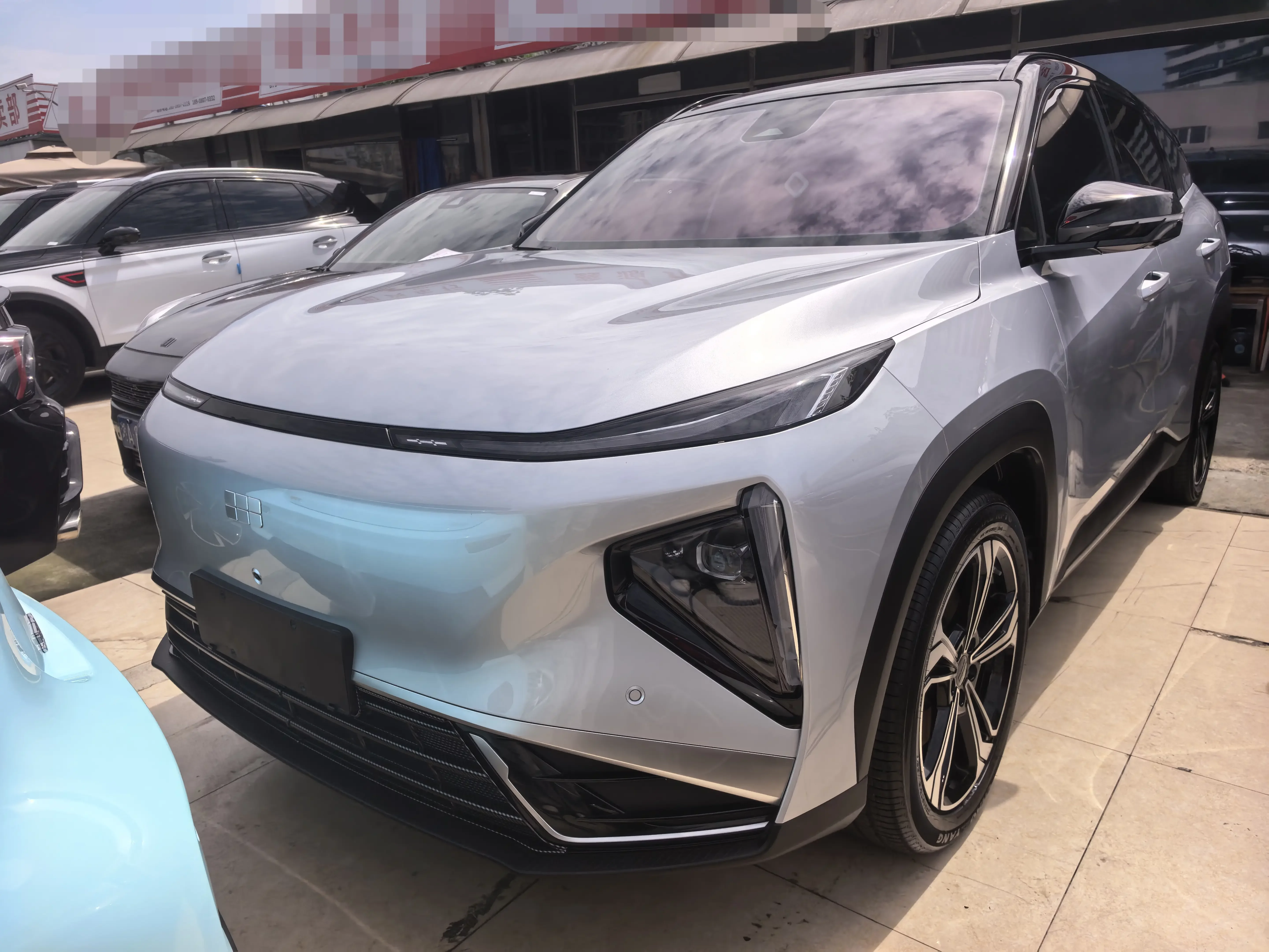 Geely Galaxy L7