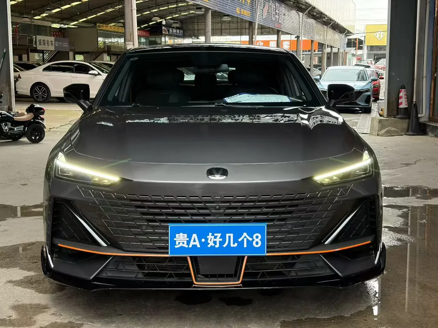 Changan UNI-V  из Китая