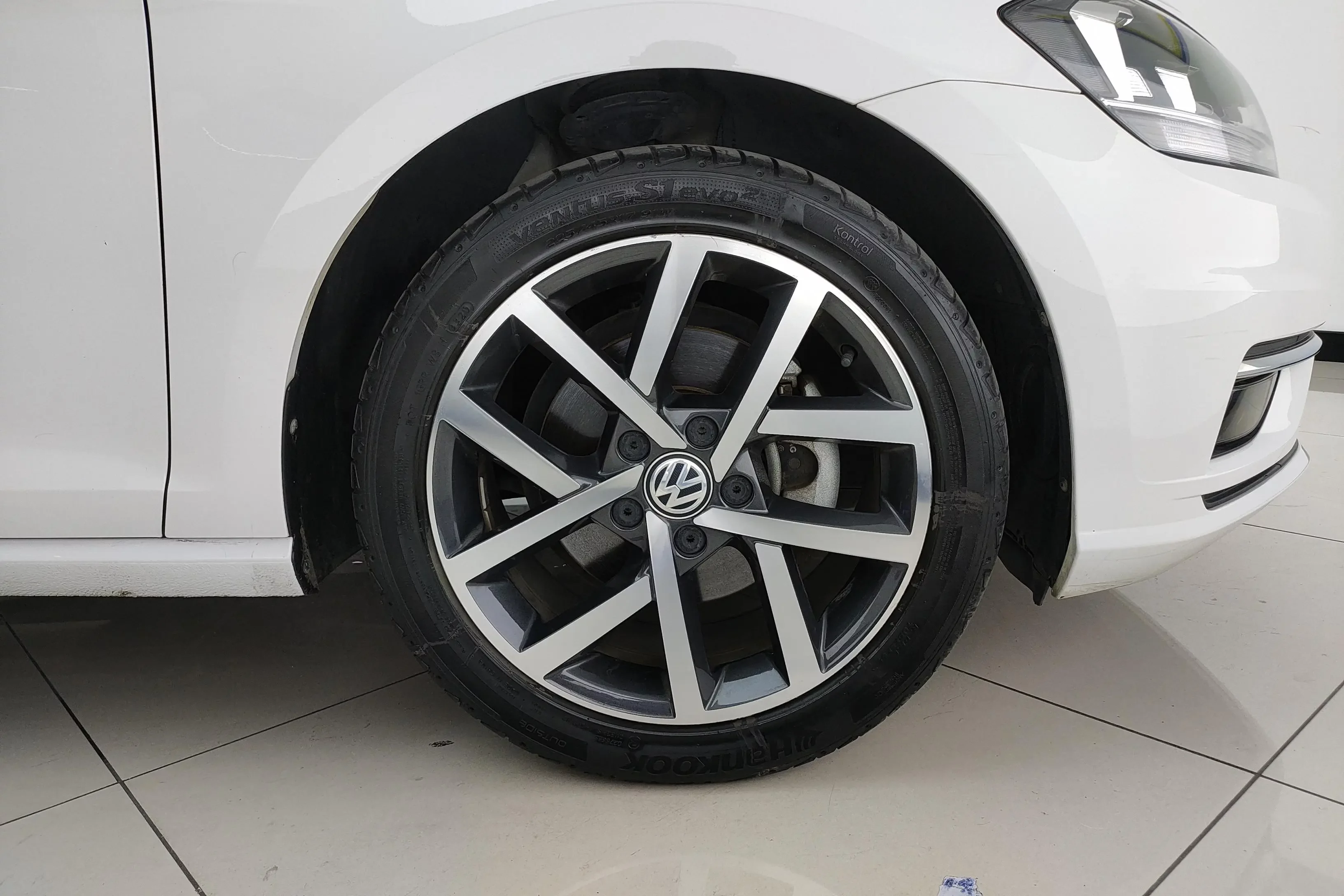 Volkswagen golf