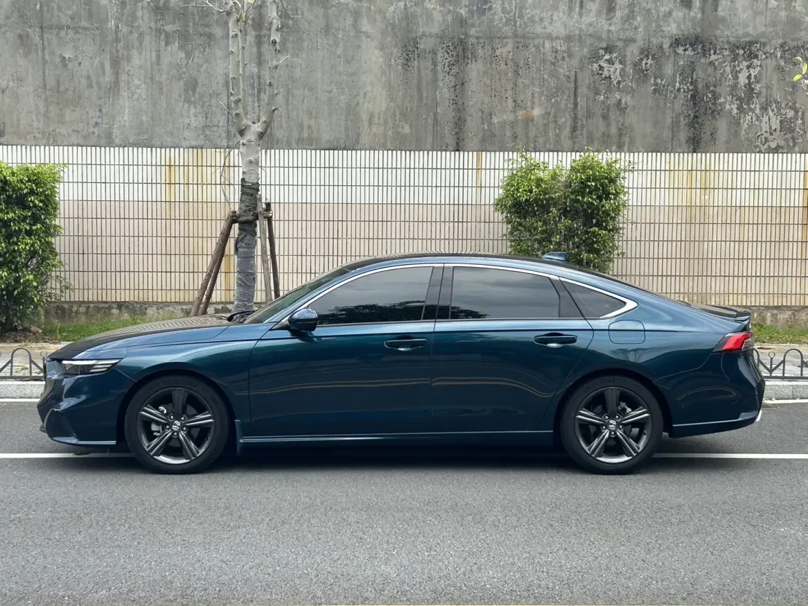 Honda Inspire