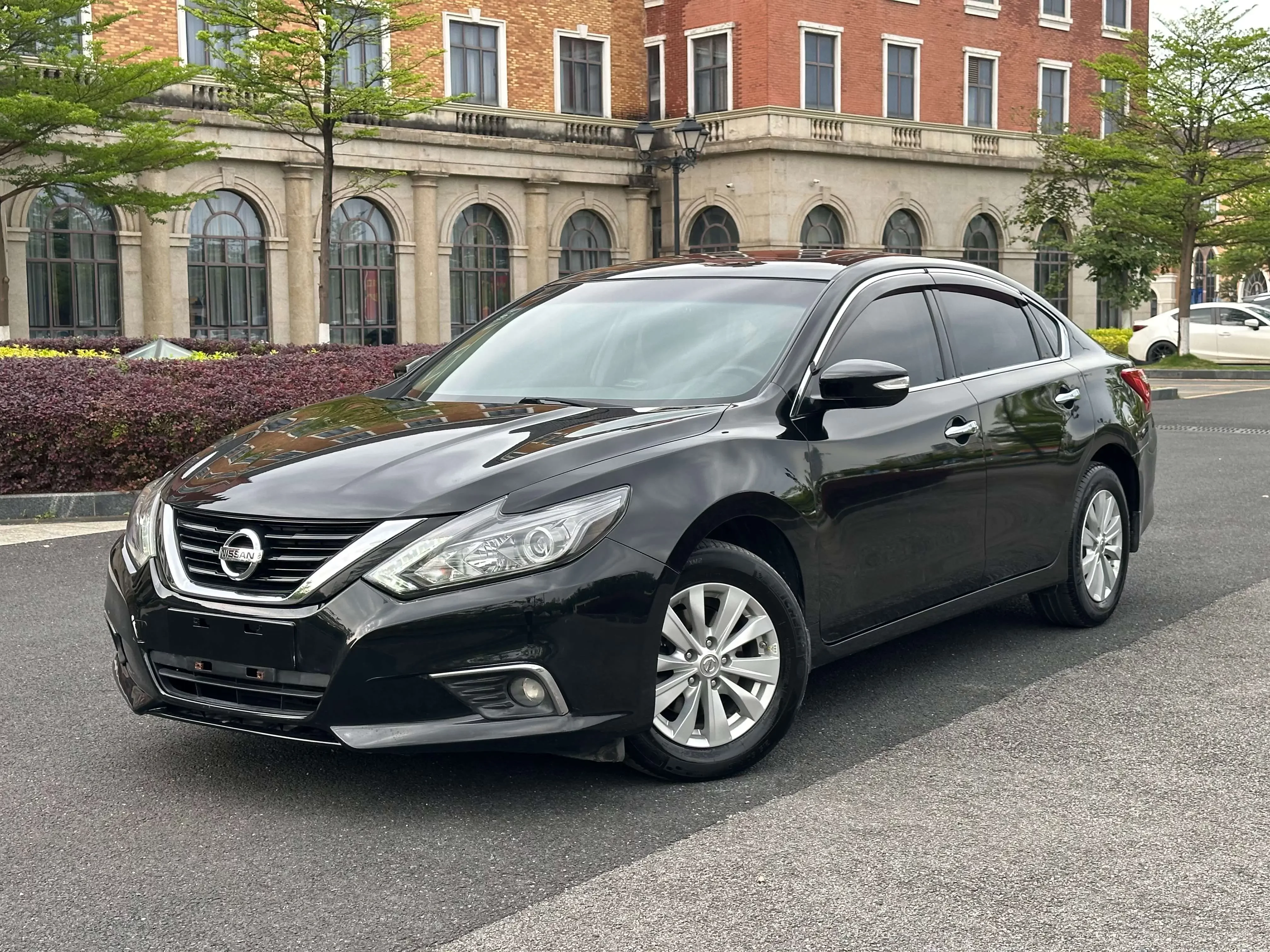Nissan Altima (Teana)  из Китая