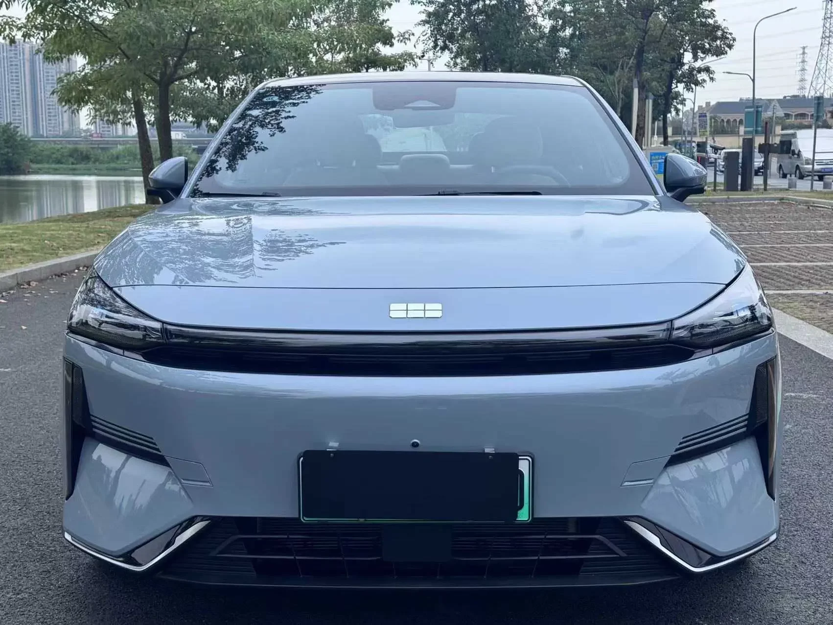 Geely Galaxy L6