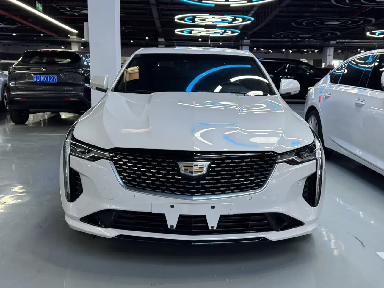 Cadillac CT4