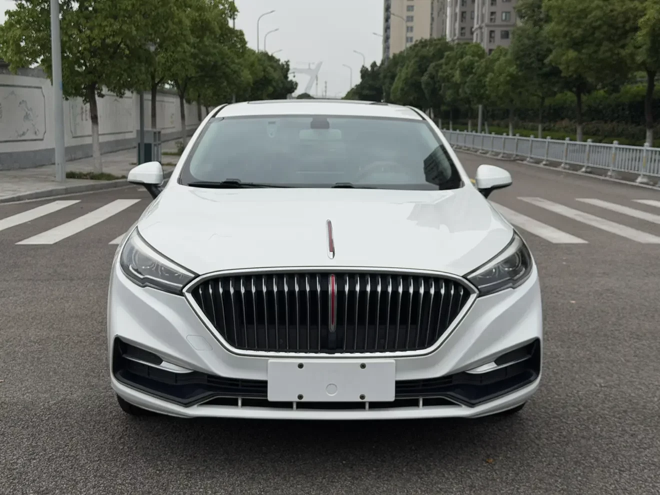 Hongqi H5 classic