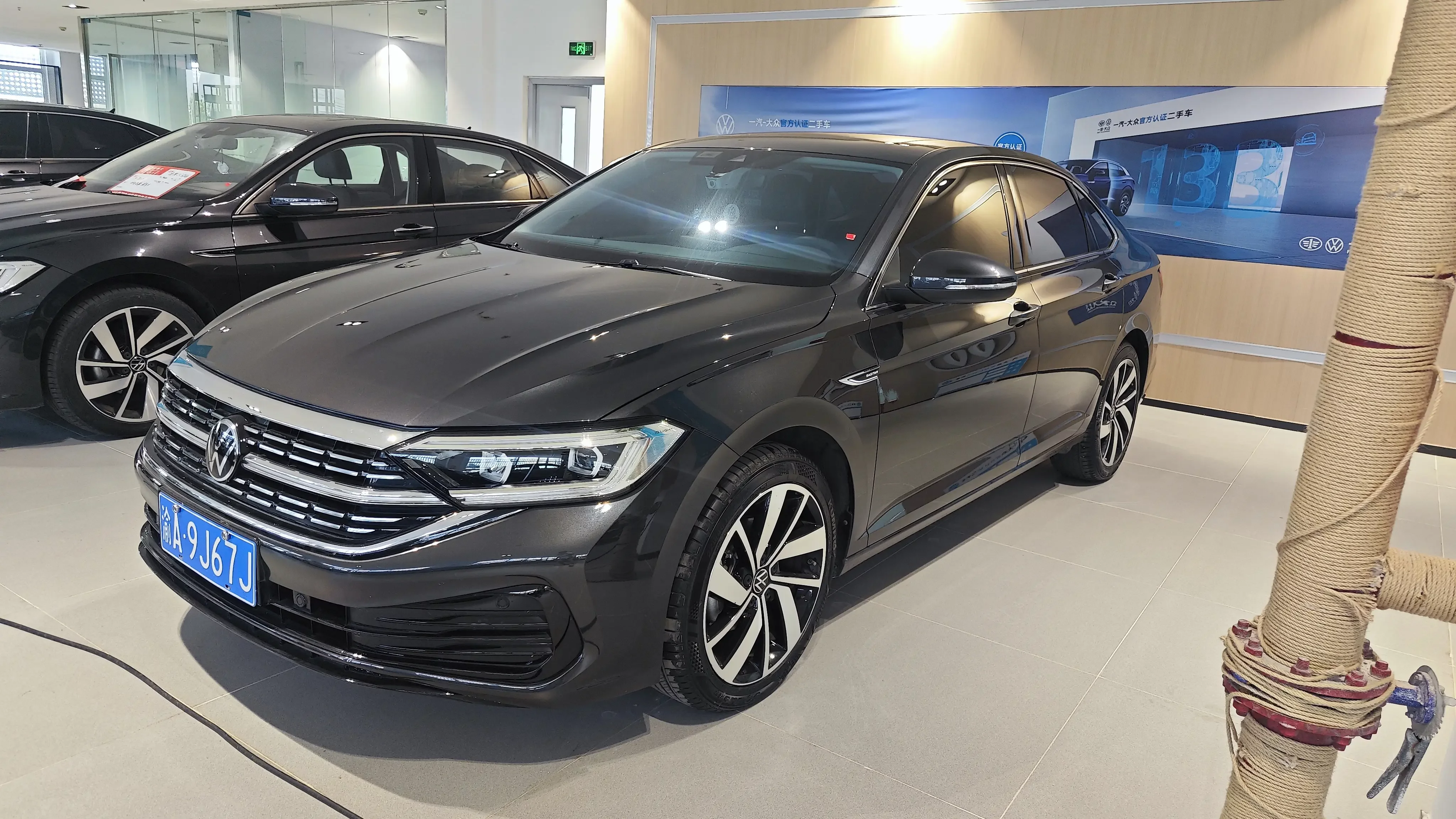 Volkswagen Sagitar