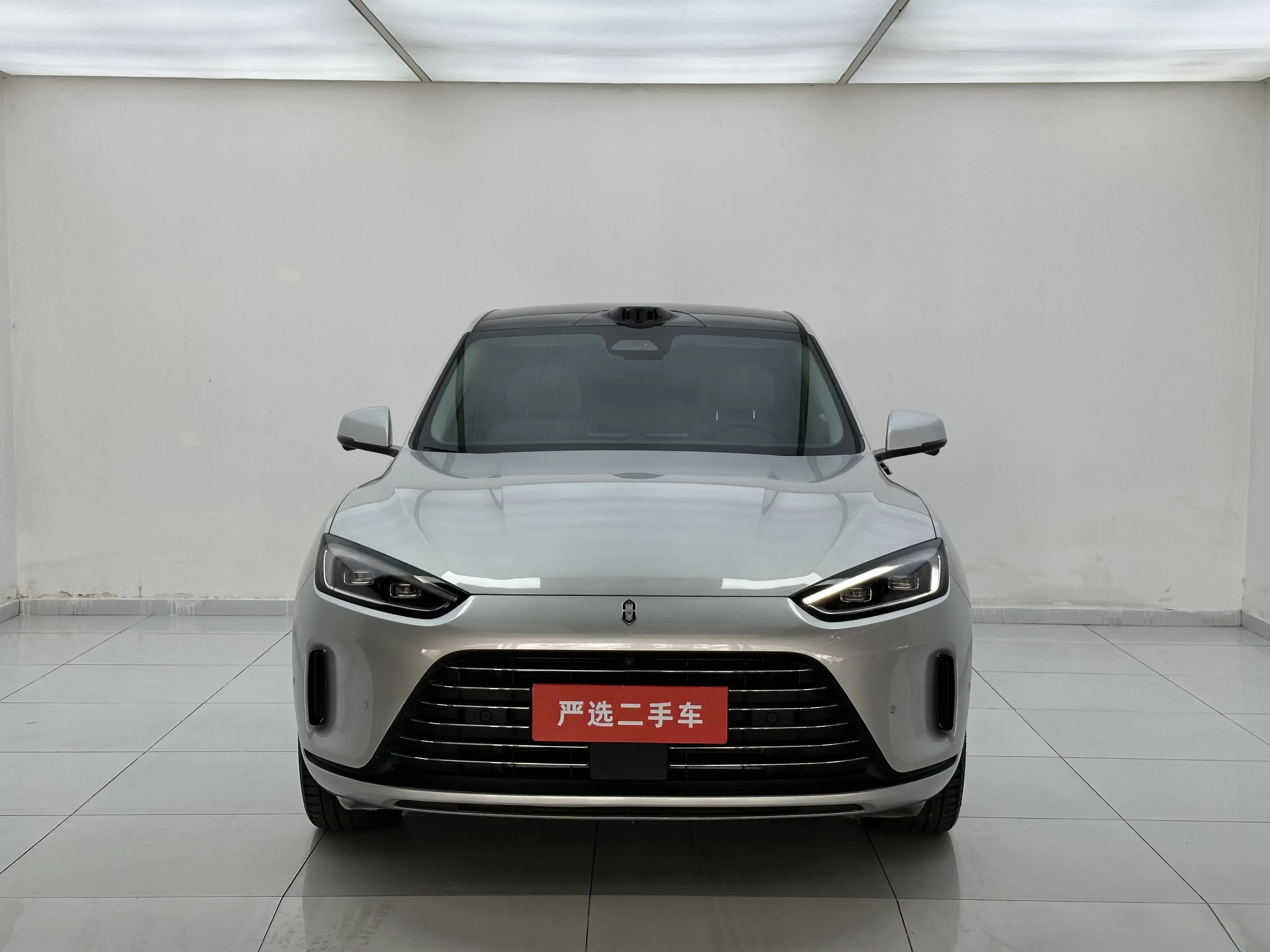 AITO M5 (Wenjie M5)  из Китая