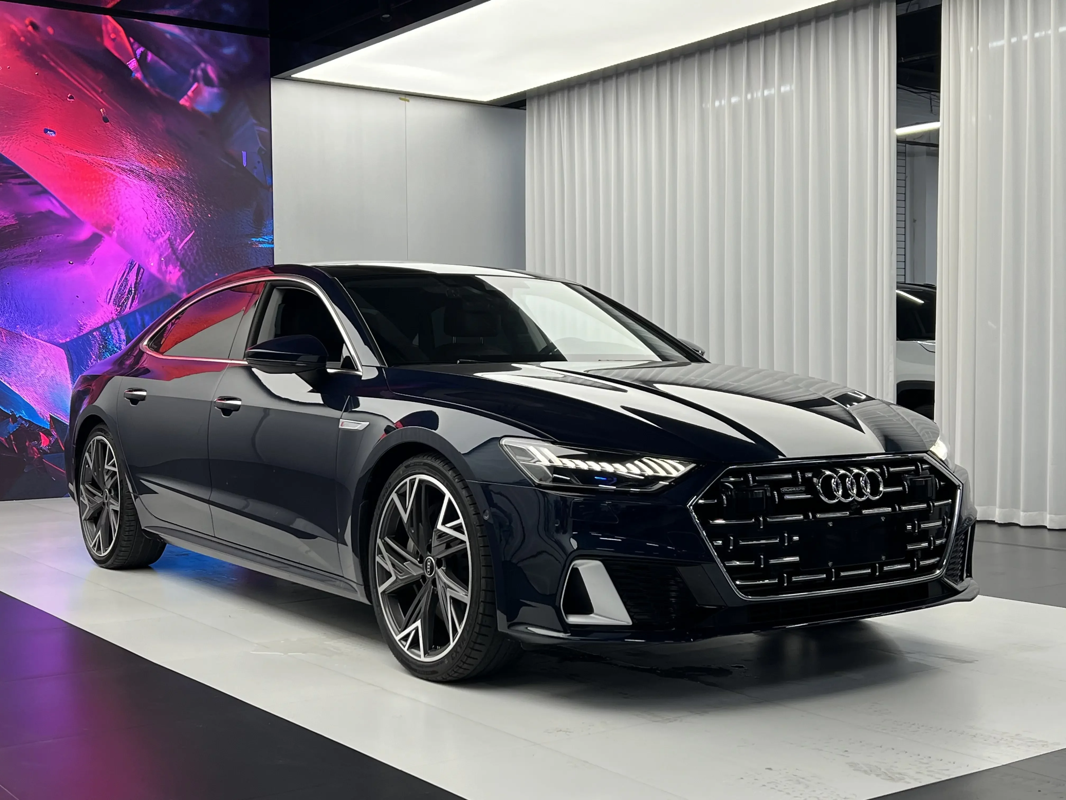 Audi A7L