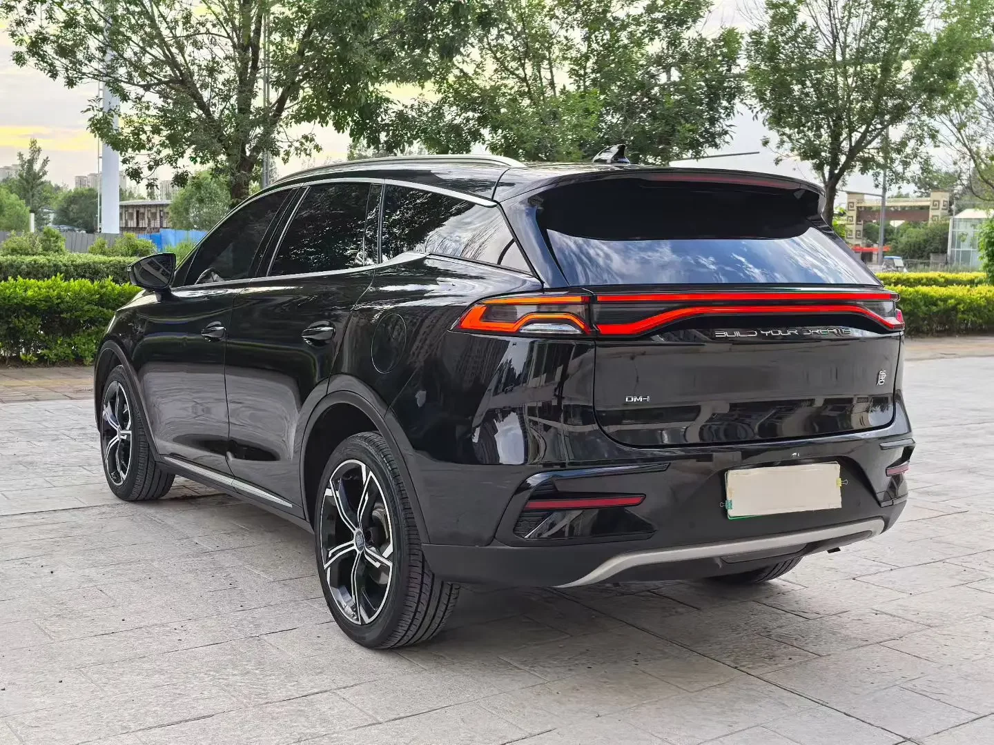 BYD Tang DM