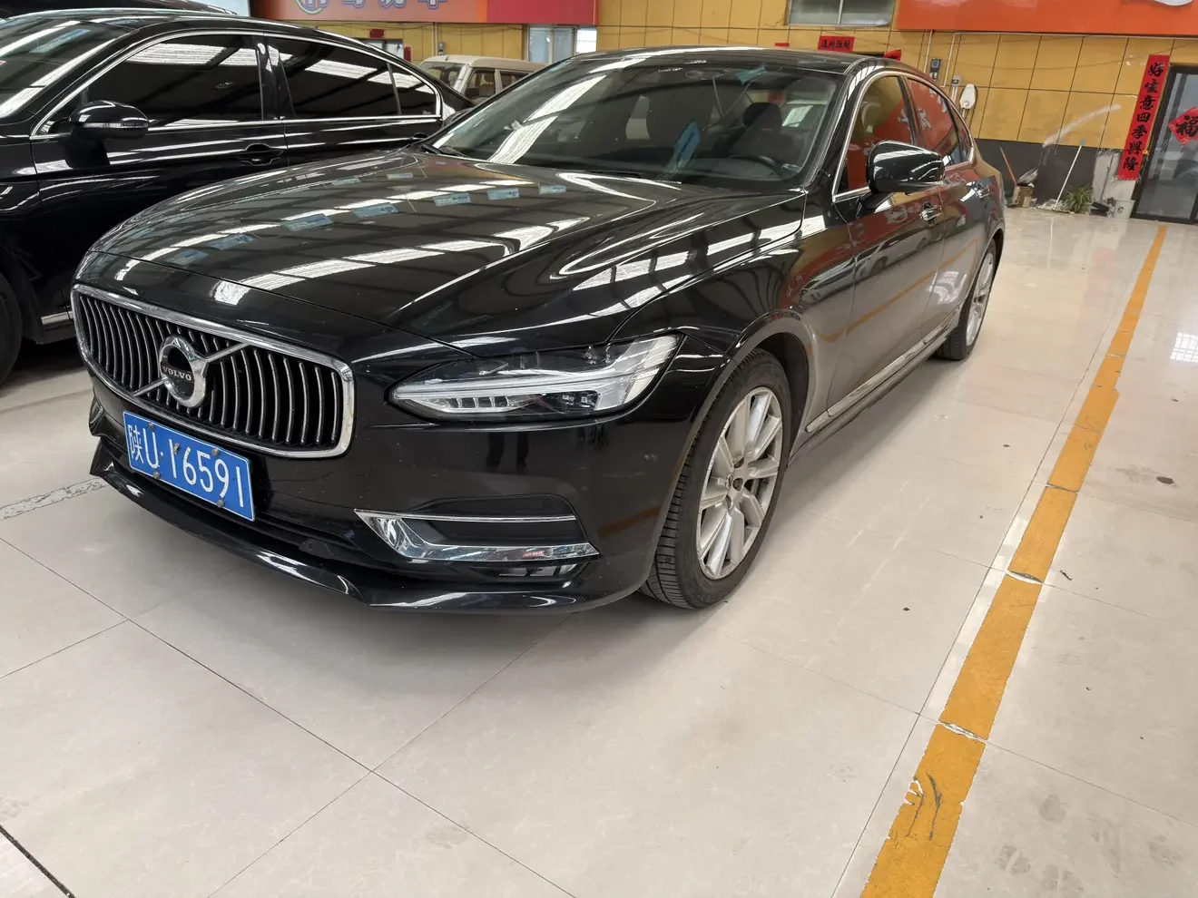 Volvo S90