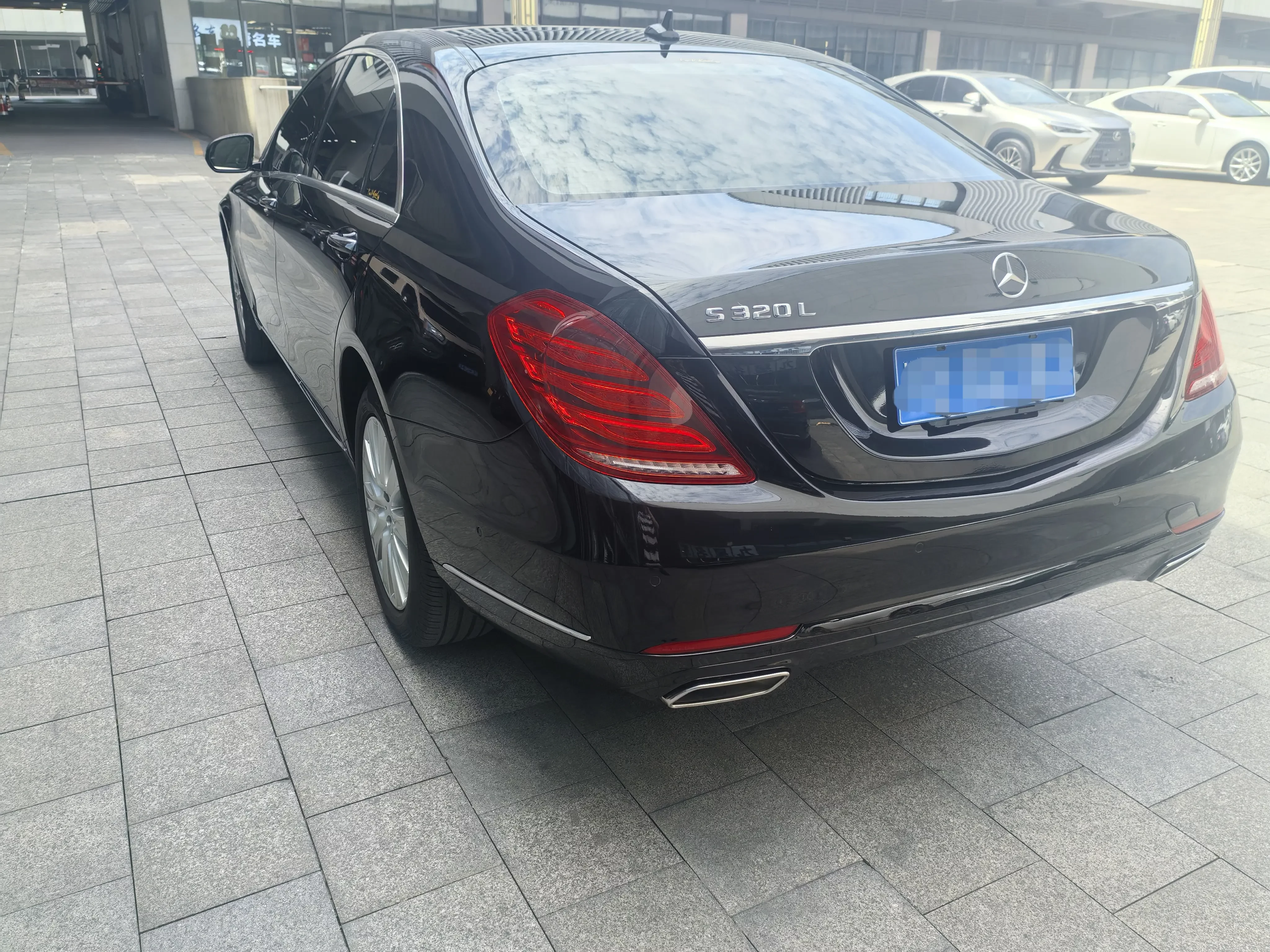 Mercedes-Benz S Class