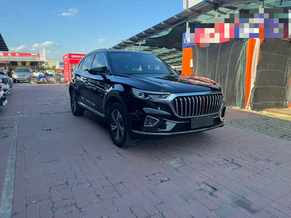 Hongqi HS5