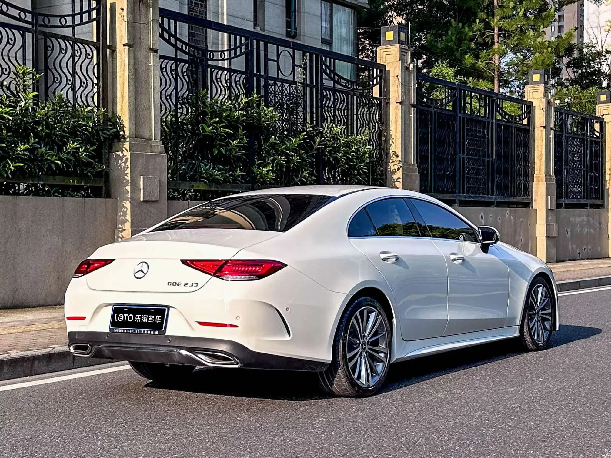 Mercedes-Benz CLS
