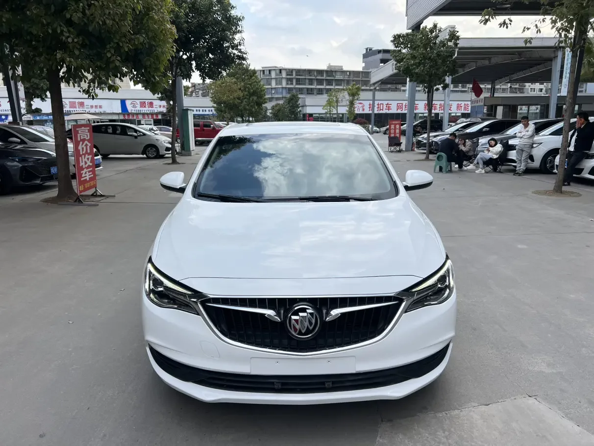 Buick Yinglang