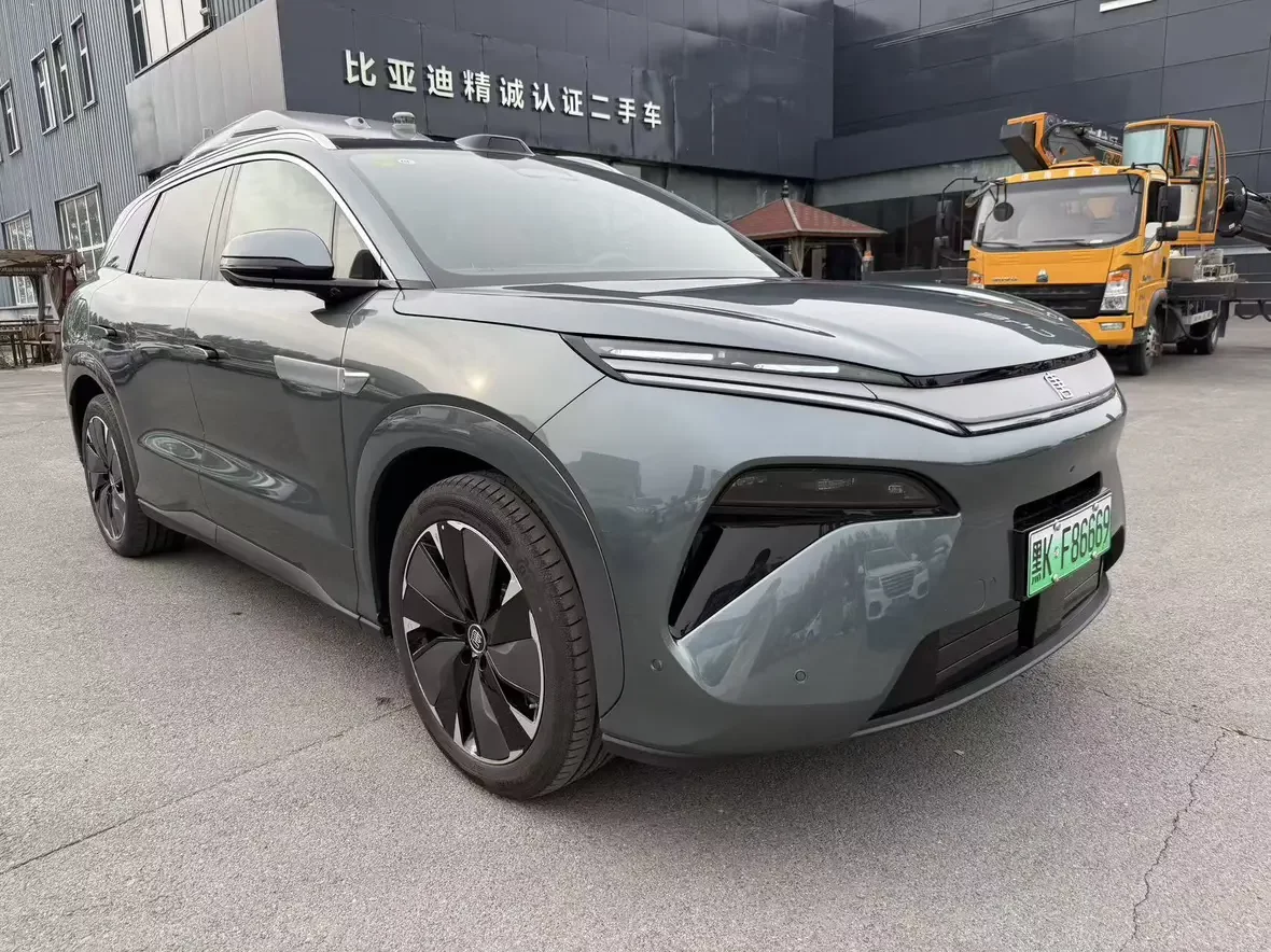 BYD Tang L DM