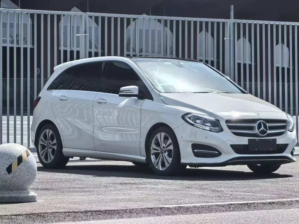 Mercedes-Benz B Class