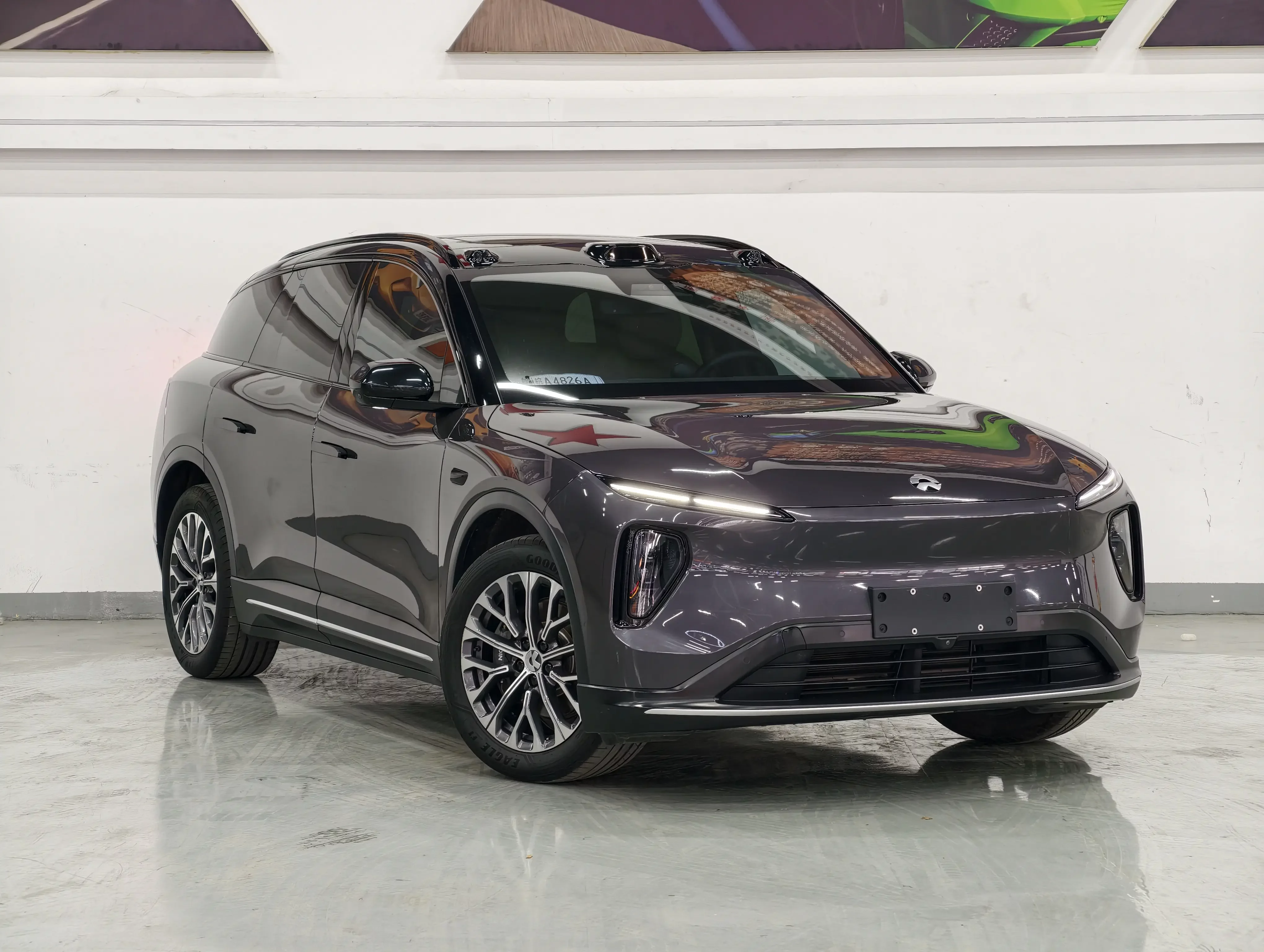 NIO ES6