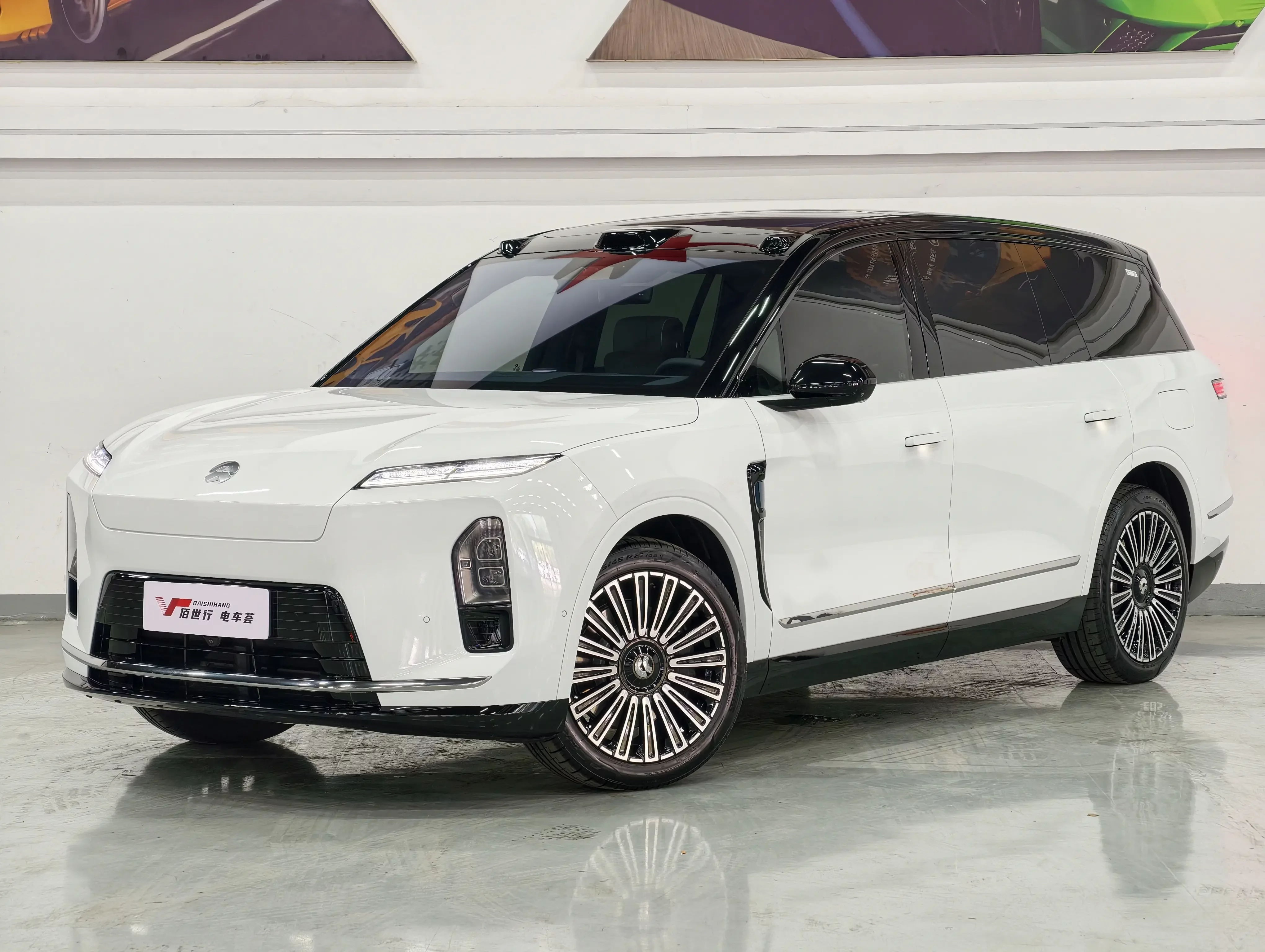 NIO ES8