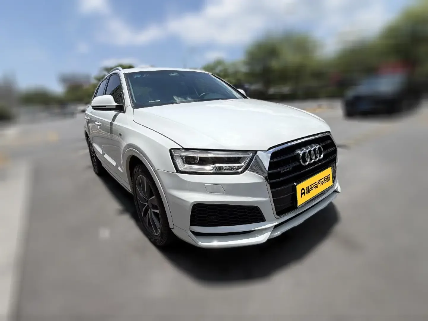 Audi Q3